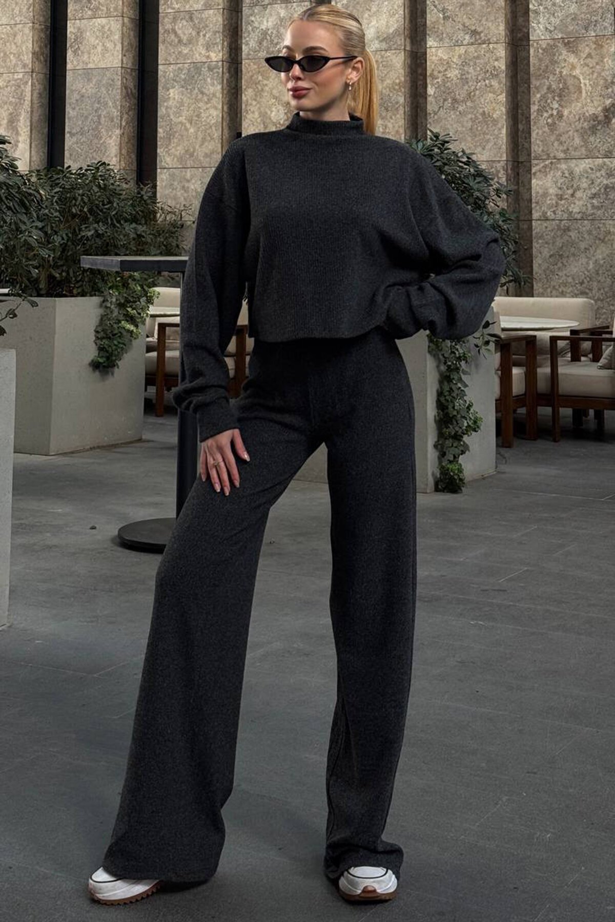 Balıkçı Yaka Triko Oversize Sweatshirt ve Palazzo Pantolon Takım