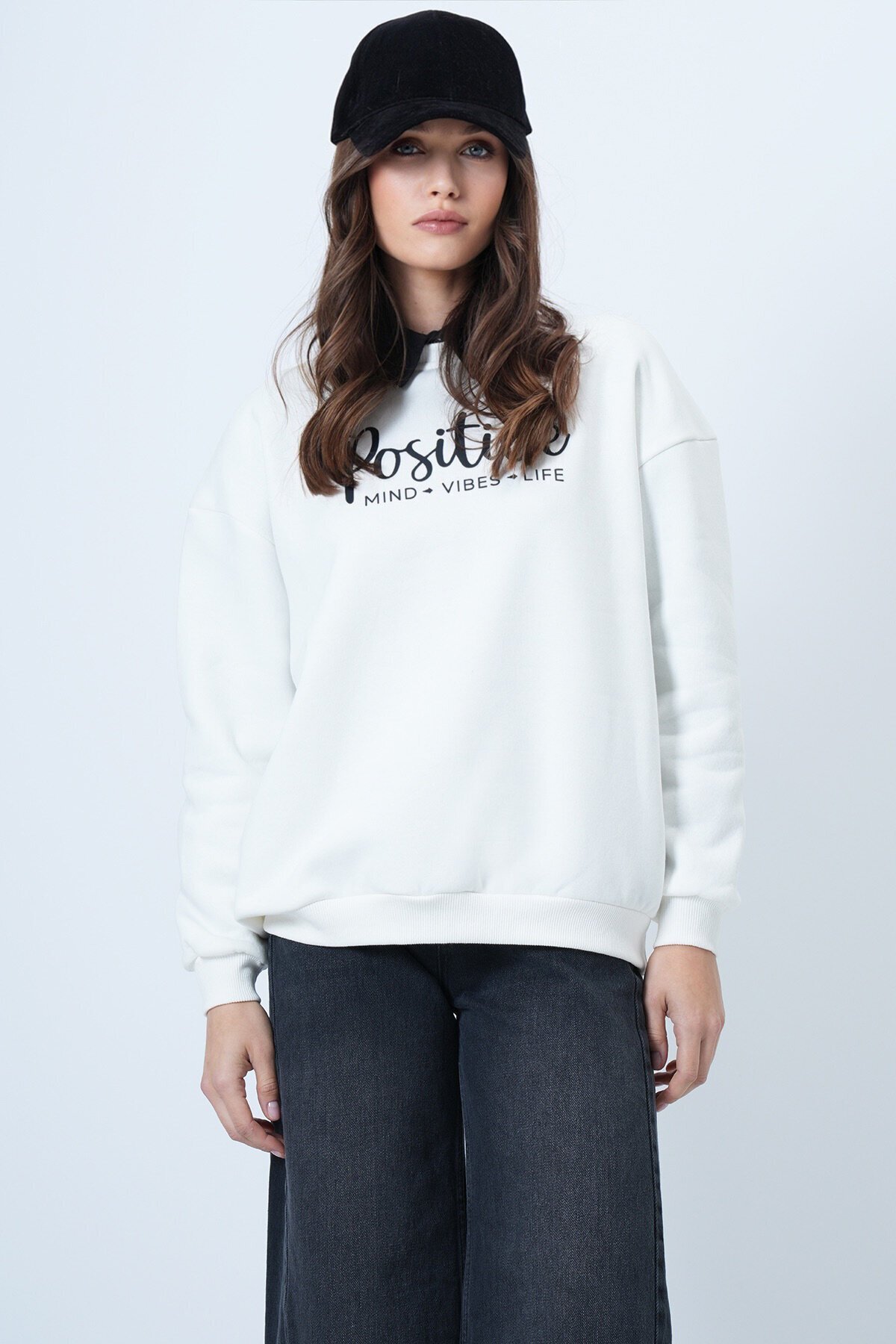 Bisiklet Yaka 3 İplik Baskılı Oversize Sweatshirt