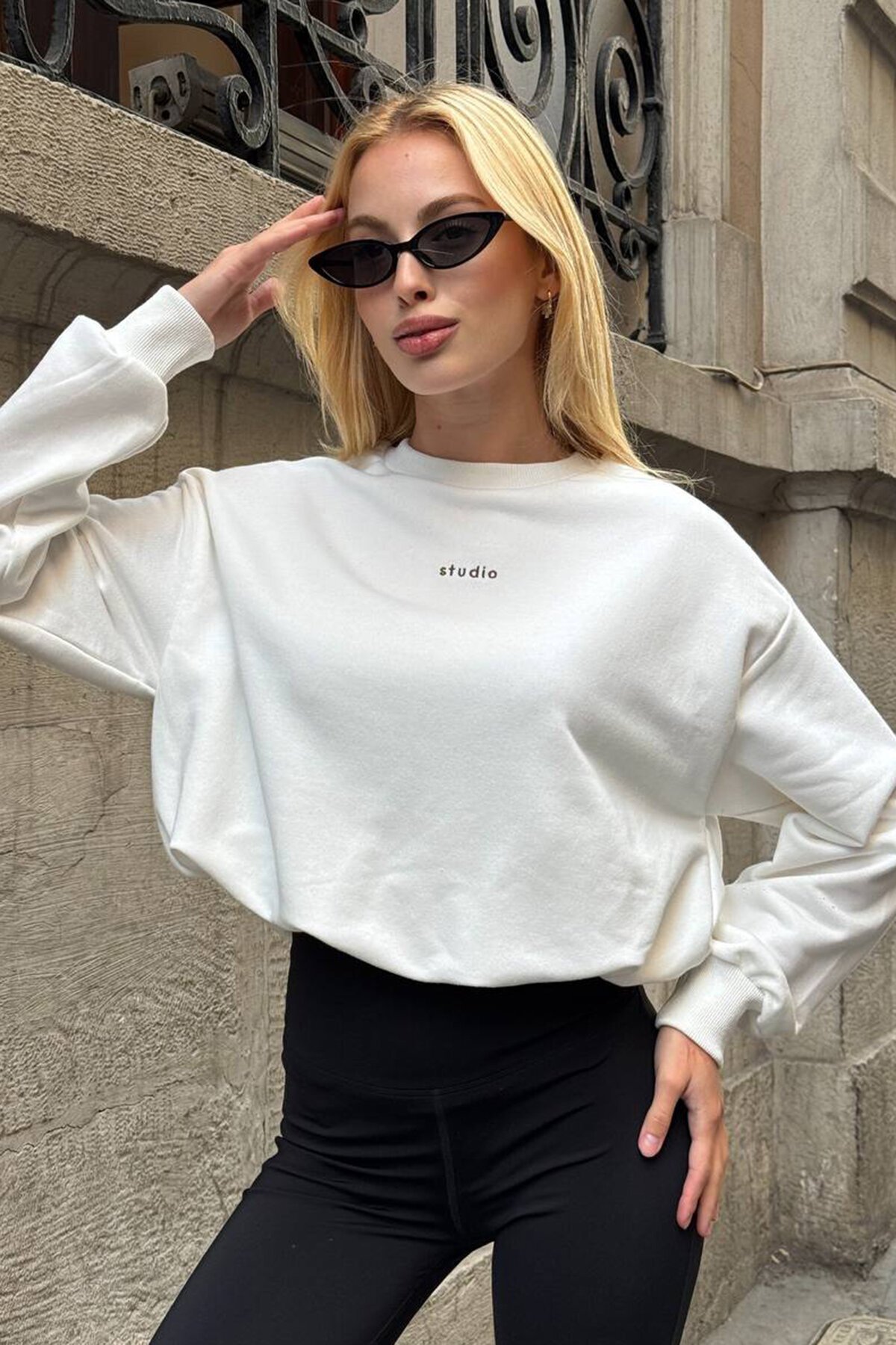 Bisiklet Yaka Baskılı Oversize 3 İplik Sweatshirt