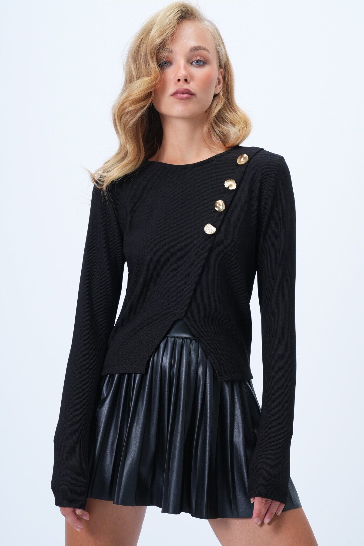 Bisiklet Yaka Çapraz Düğme Detaylı Yırtmaçlı Ottoban Bluz