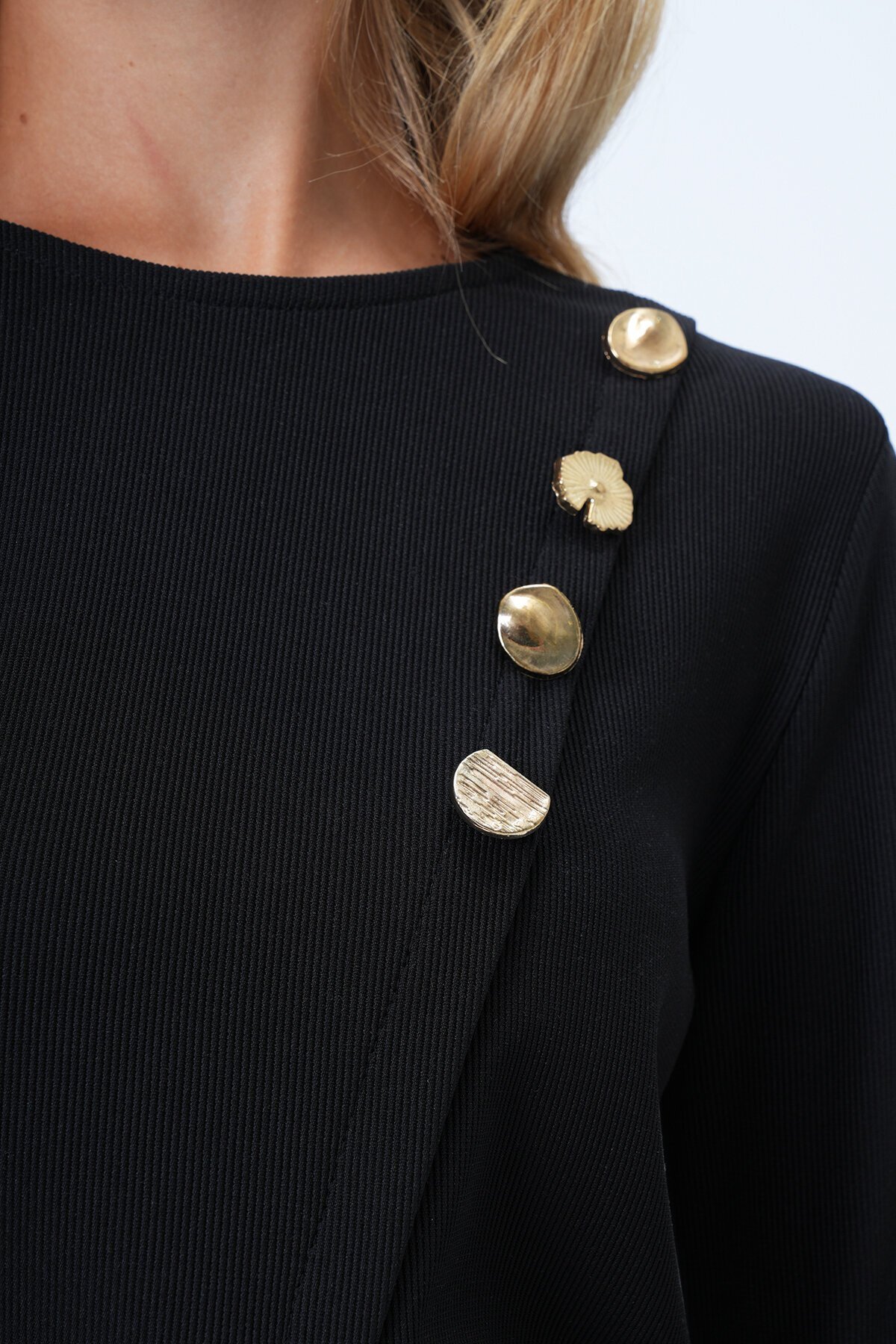 Bisiklet Yaka Çapraz Düğme Detaylı Yırtmaçlı Ottoban Bluz