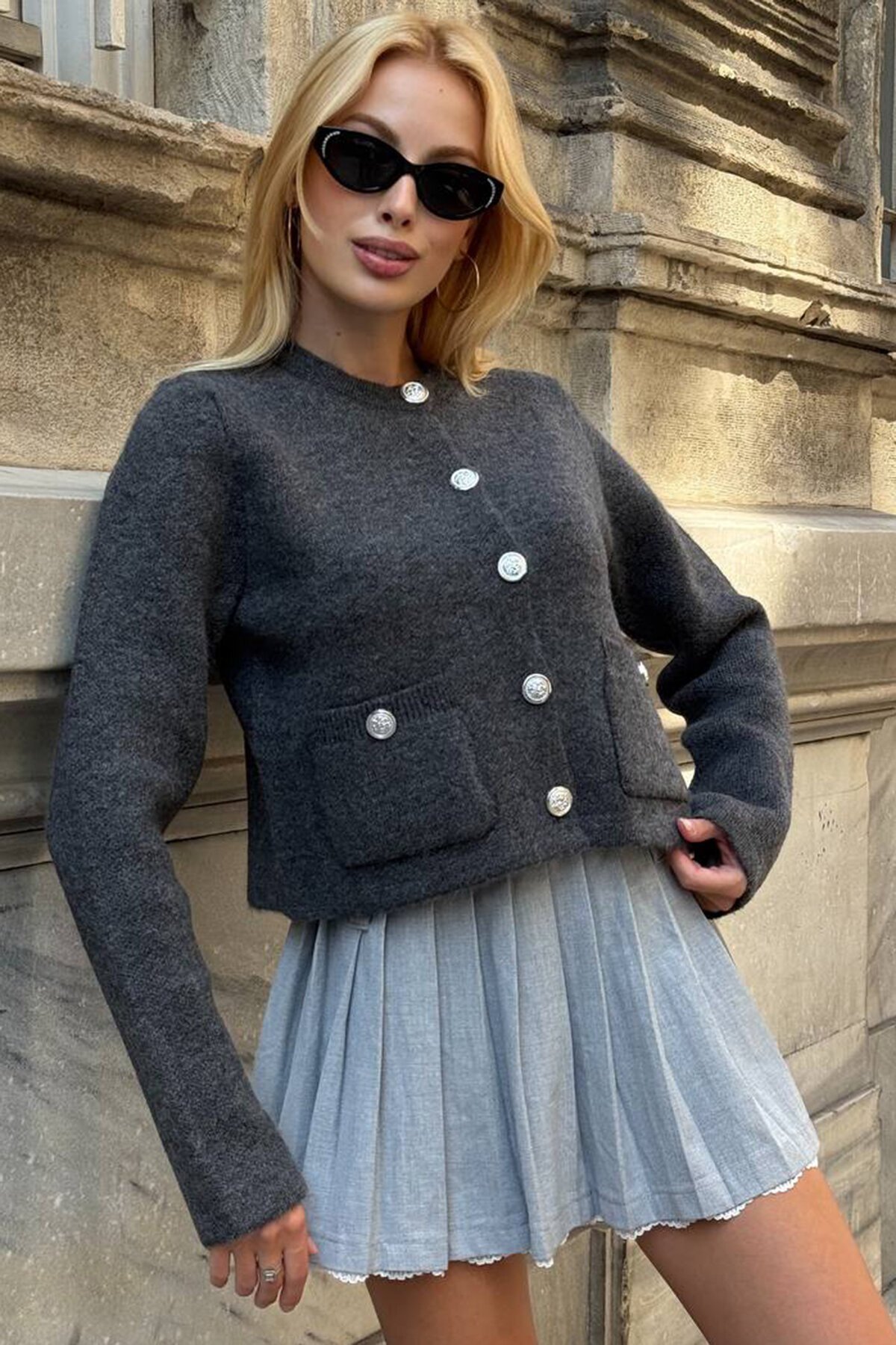 Bisiklet Yaka Çift Cepli Düğmeli Triko Hırka