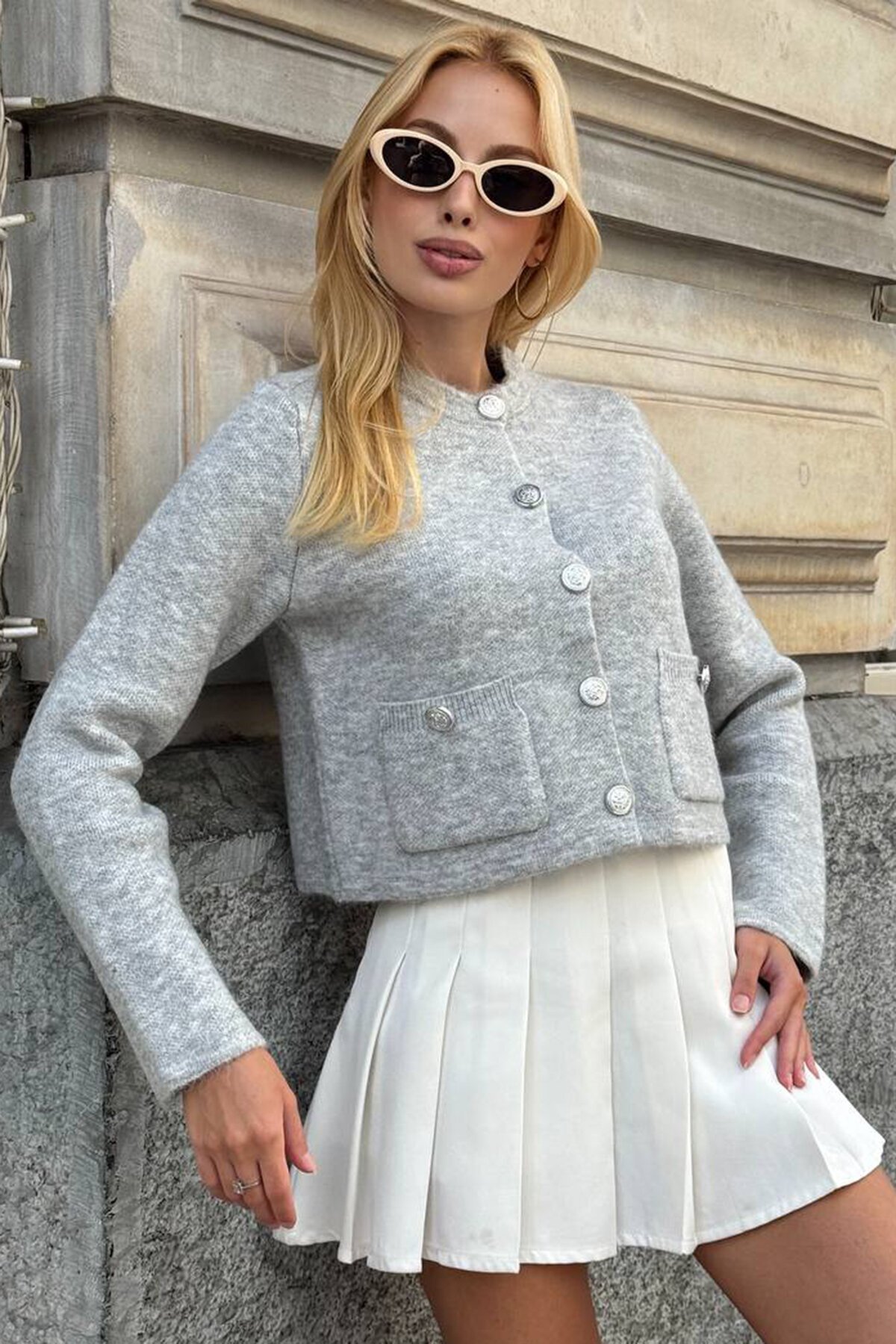 Bisiklet Yaka Çift Cepli Düğmeli Triko Hırka