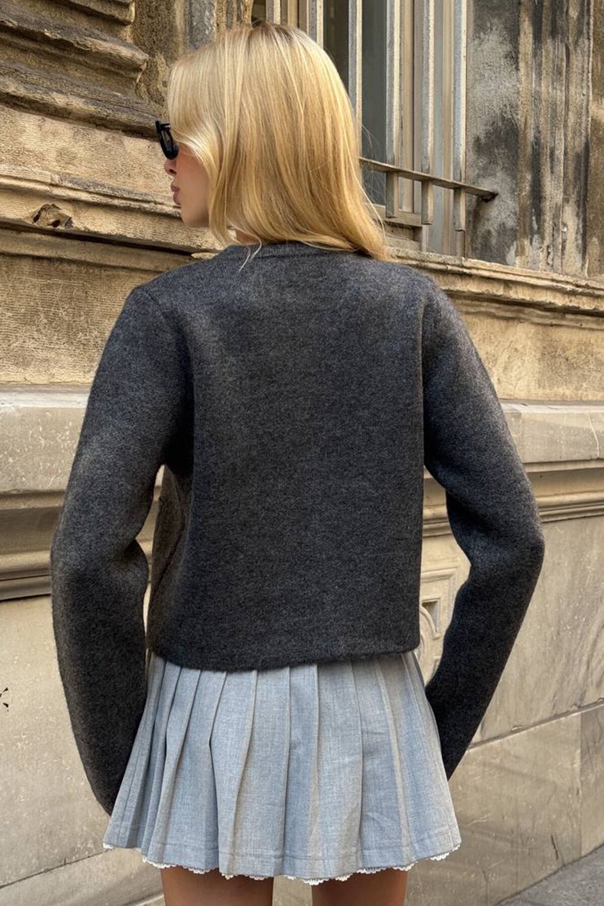 Bisiklet Yaka Çift Cepli Düğmeli Triko Hırka