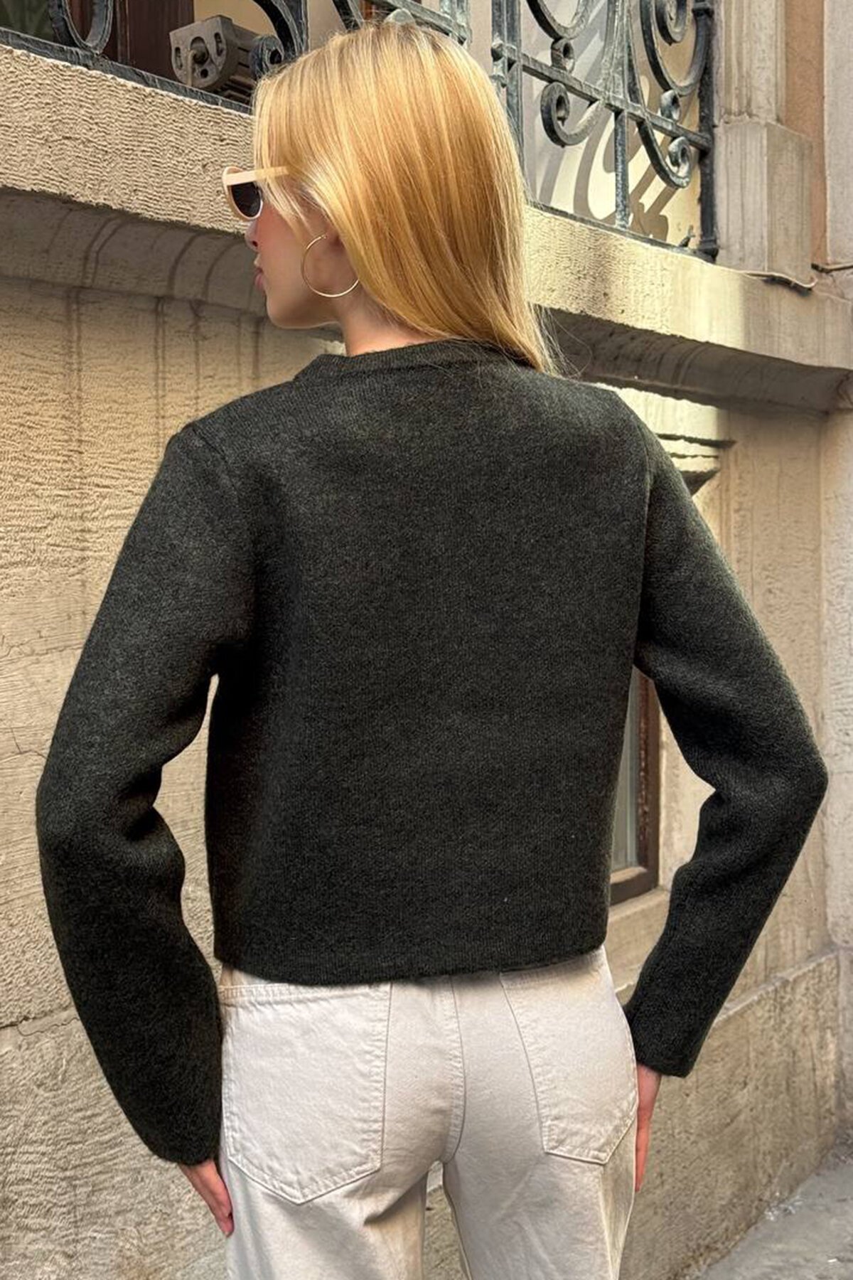 Bisiklet Yaka Çift Cepli Düğmeli Triko Hırka