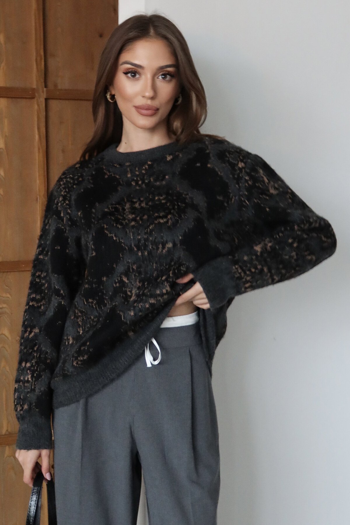 Bisiklet Yaka Desenli Triko Kazak