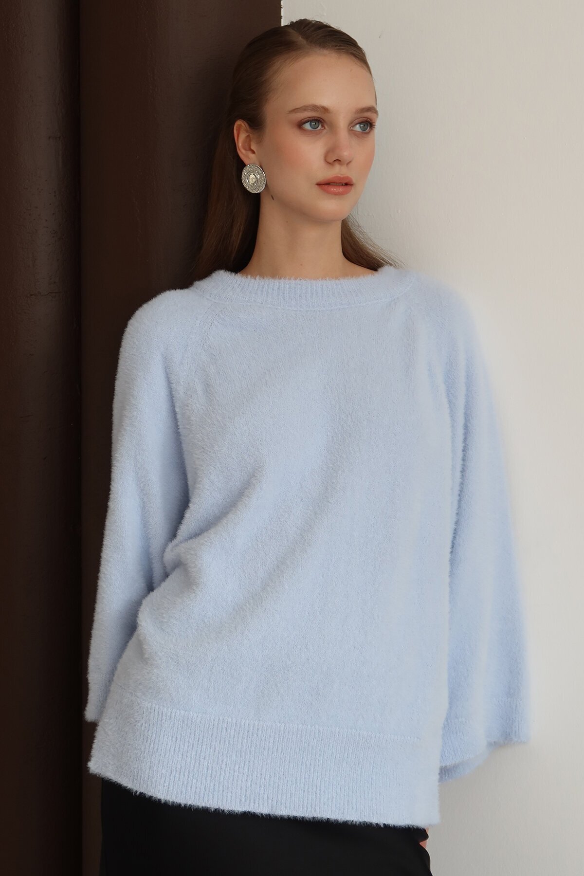 Bisiklet Yaka Geniş Kollu Yumoş Kazak