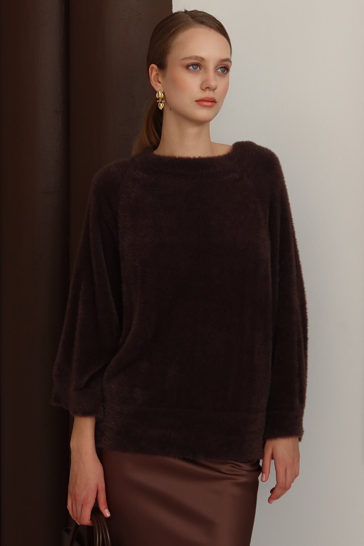 Bisiklet Yaka Geniş Kollu Yumoş Kazak