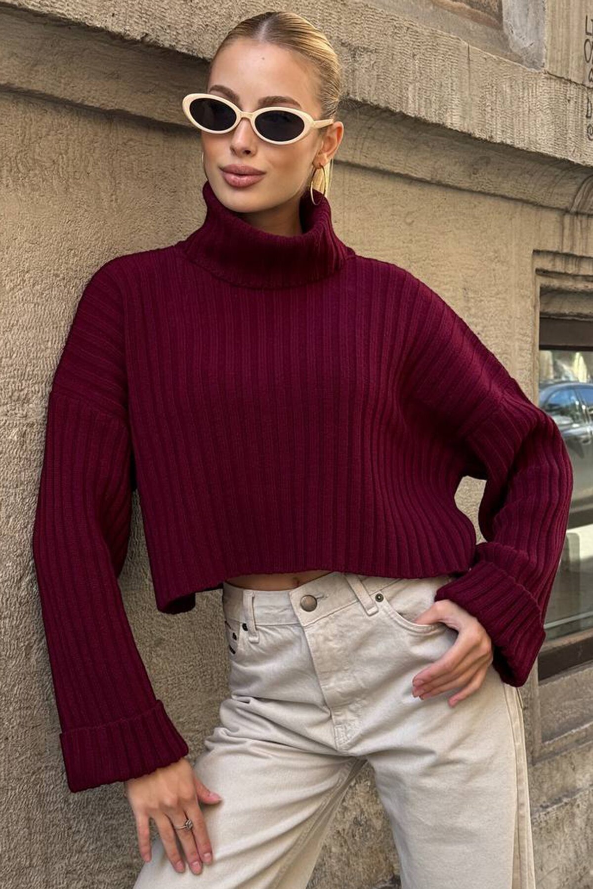 Boğazlı Fitilli Crop Triko Kazak