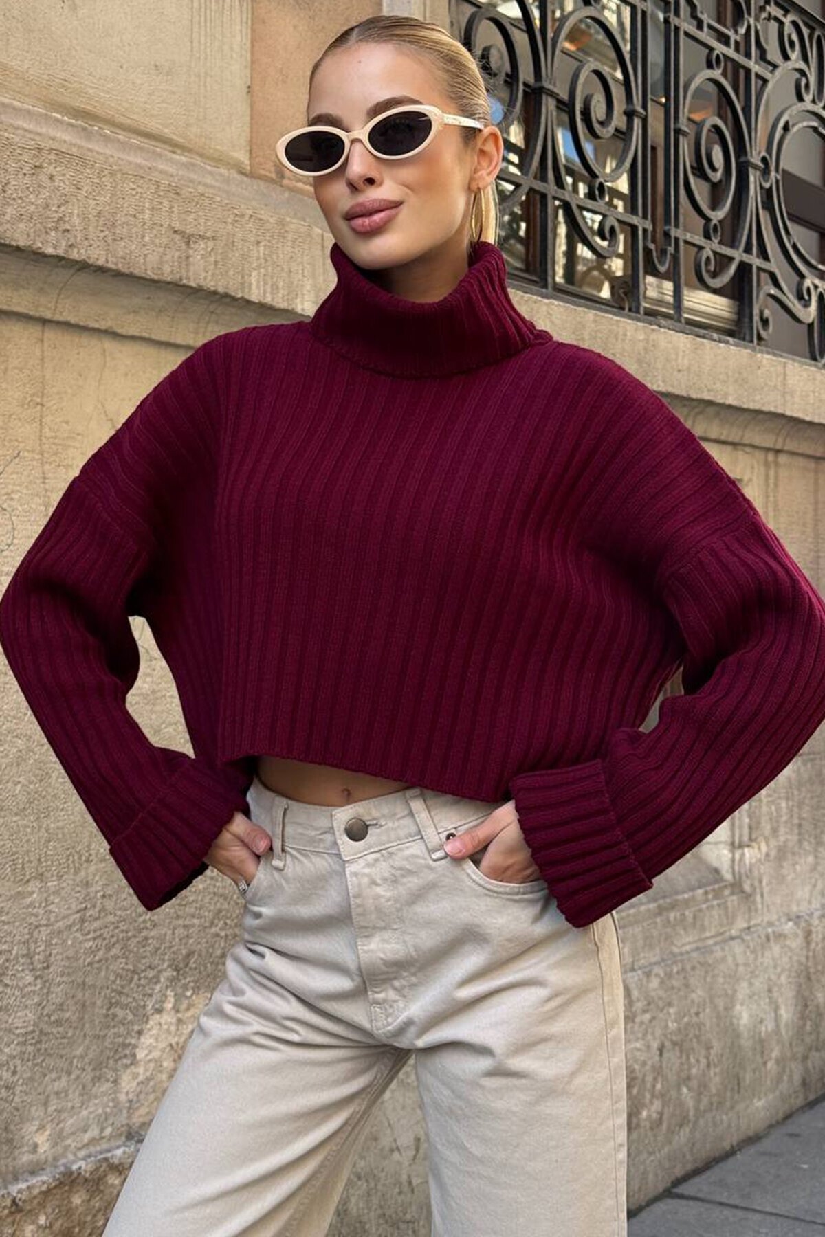 Boğazlı Fitilli Crop Triko Kazak