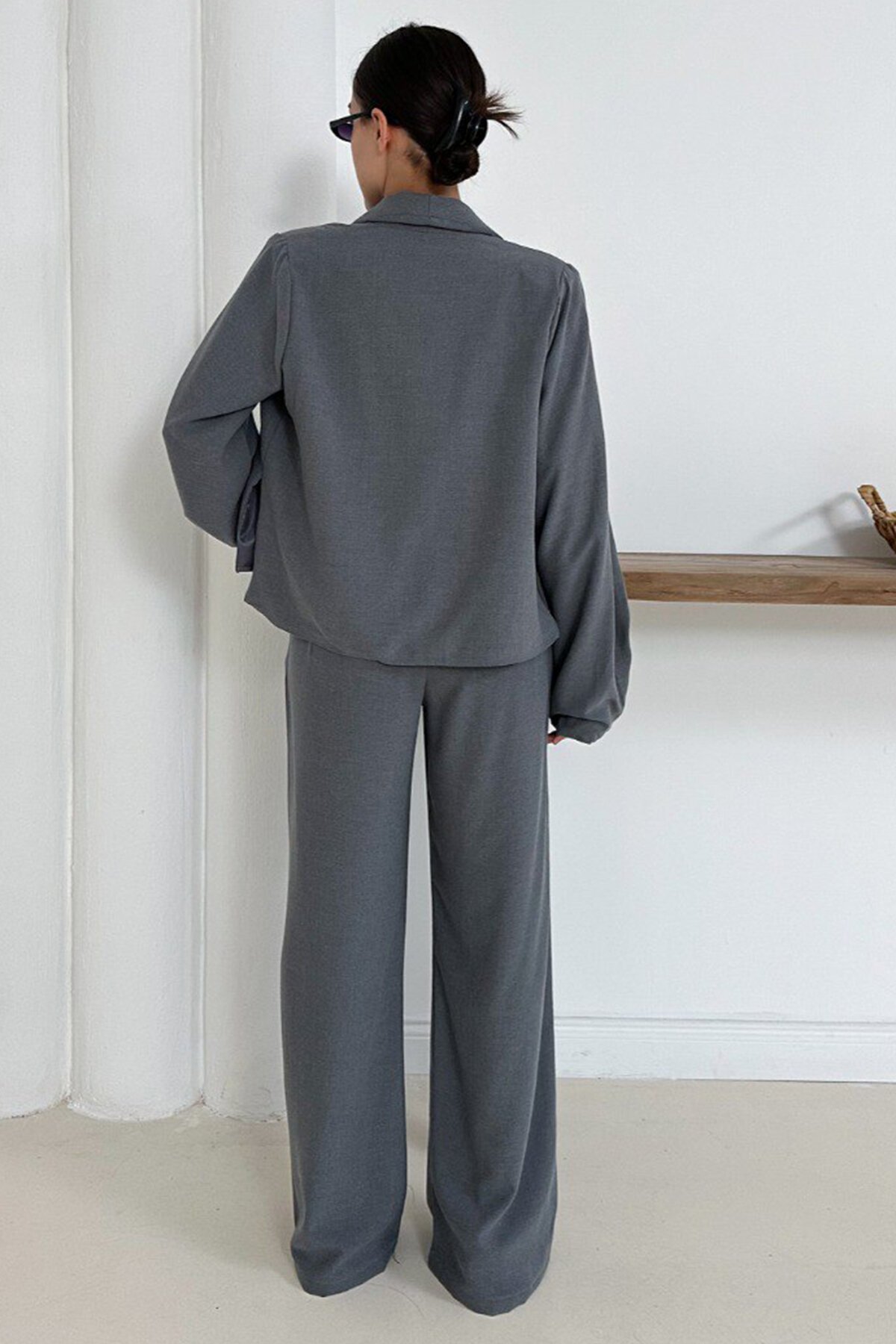 Cep Aksesuarlı Crop Astarlı Ceket Ve Çift Cepli Pantolon Takım