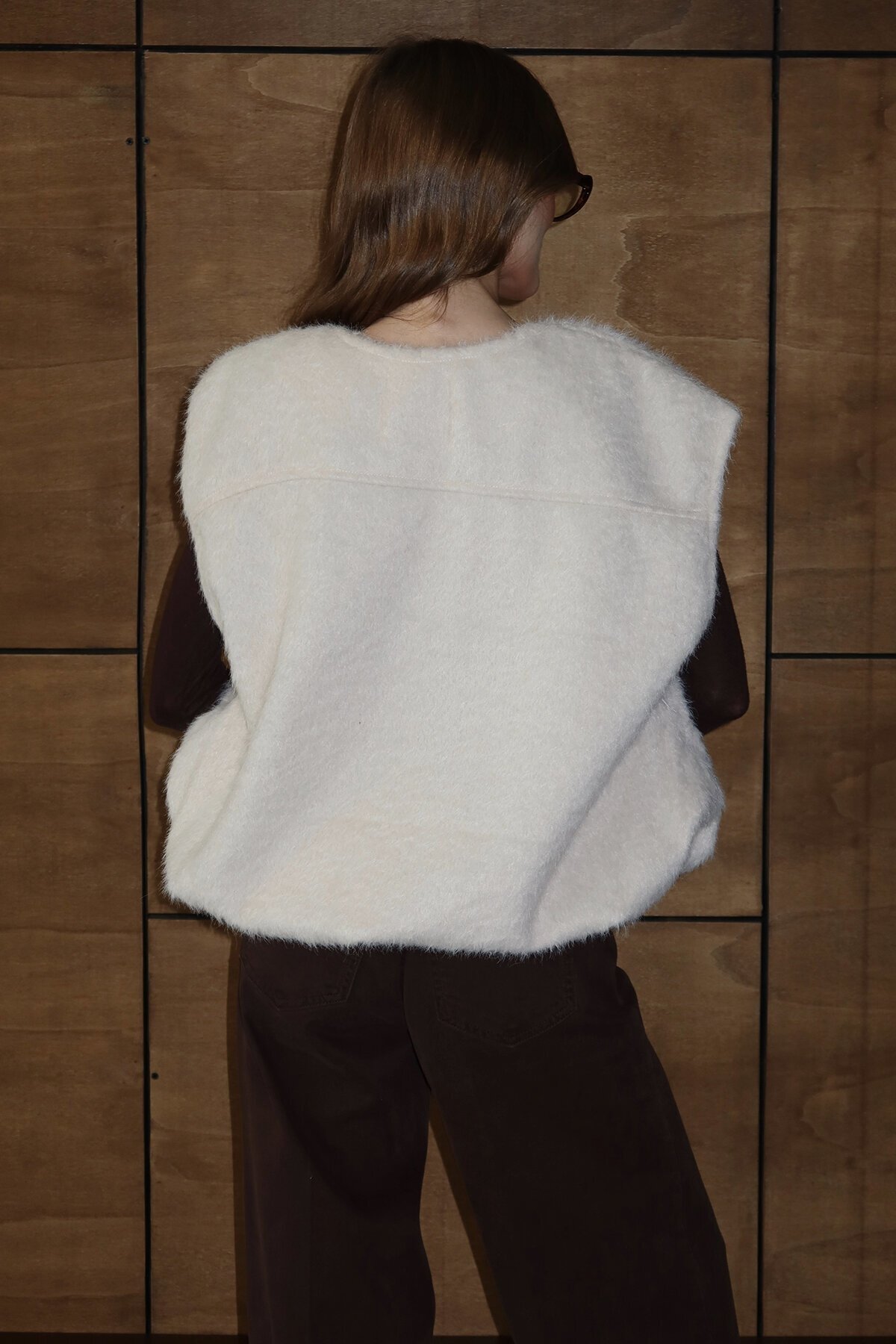 Cep Detaylı Püsküllü Fermaur Kapamalı Yelek