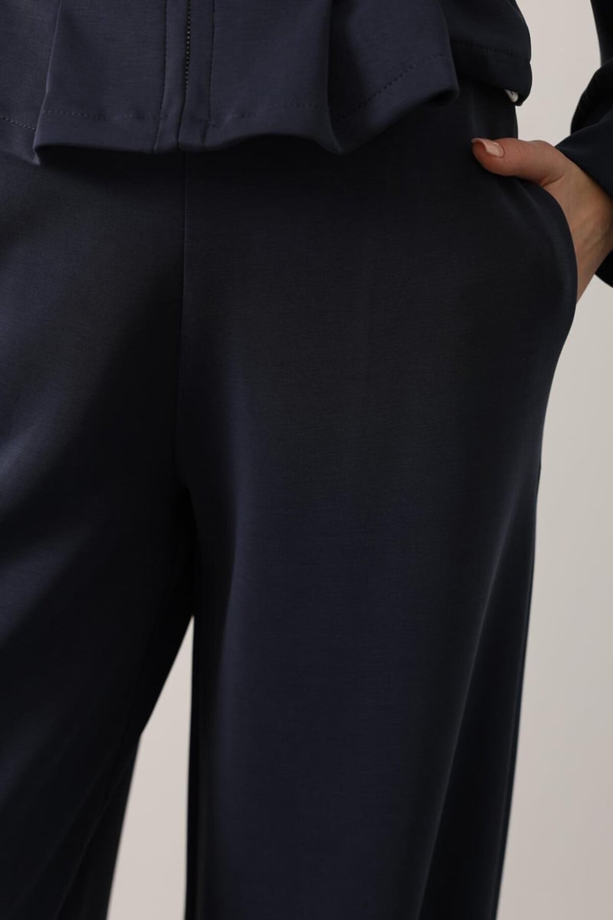 Çift Cepli Beli Lastikli Palazzo Pantolon