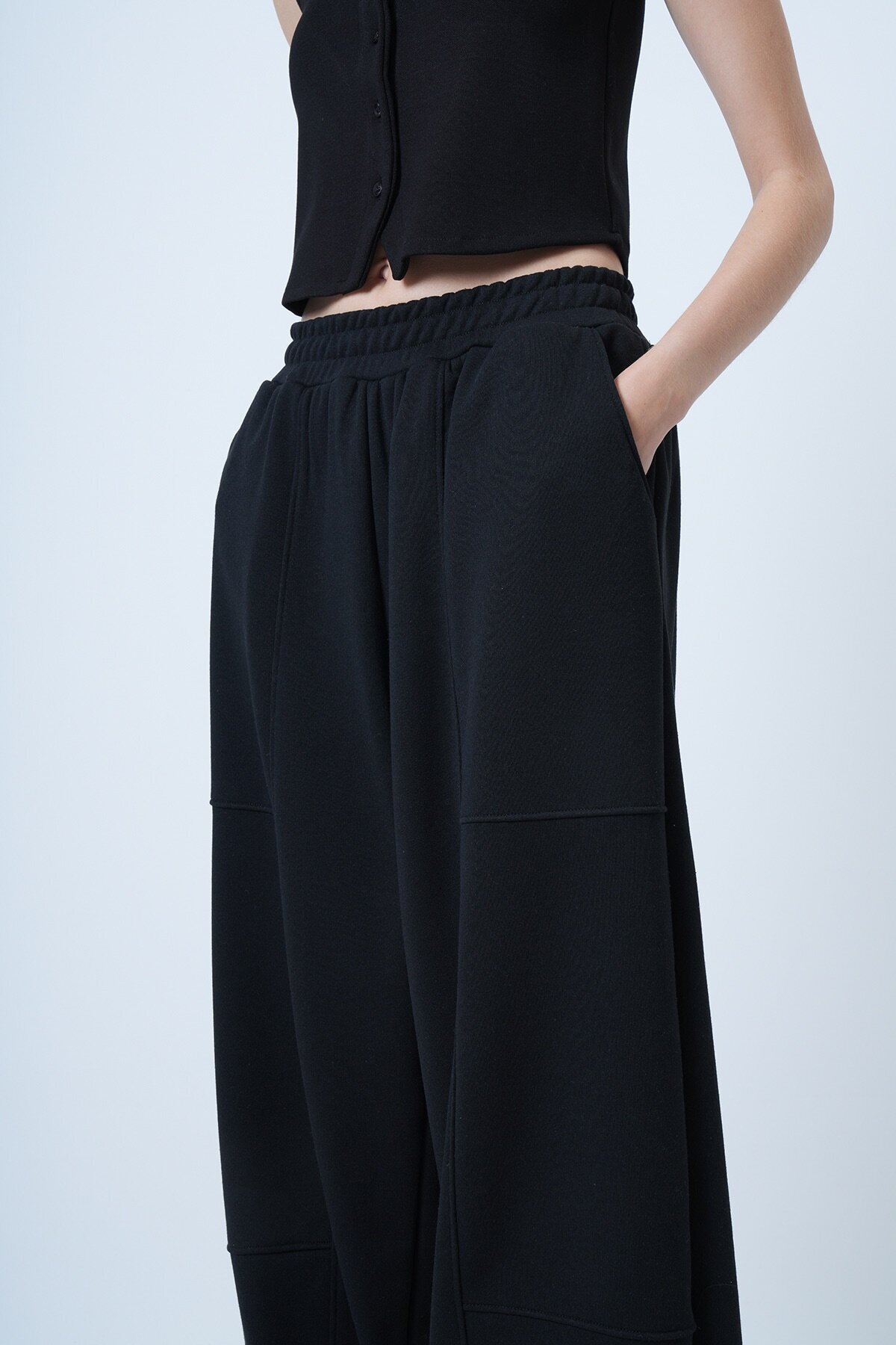 Çift Cepli Dikiş Detaylı Jogger Pantolon