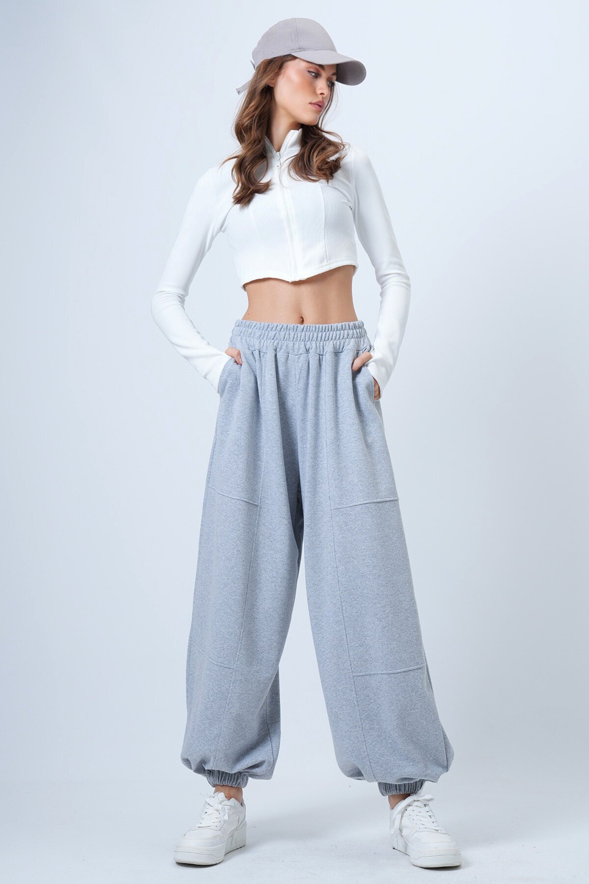 Çift Cepli Dikiş Detaylı Jogger Pantolon