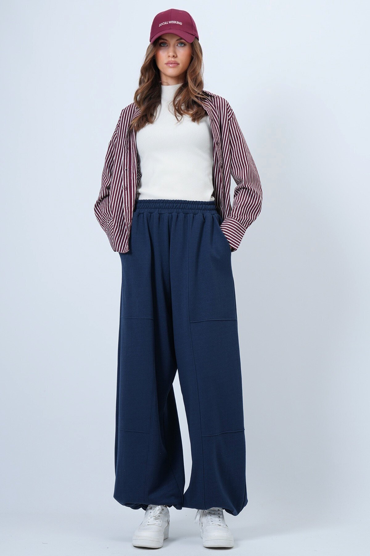 Çift Cepli Dikiş Detaylı Jogger Pantolon