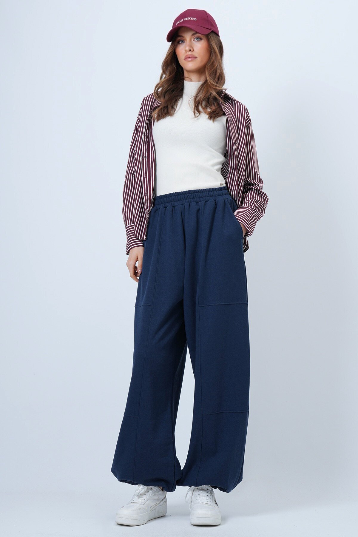 Çift Cepli Dikiş Detaylı Jogger Pantolon