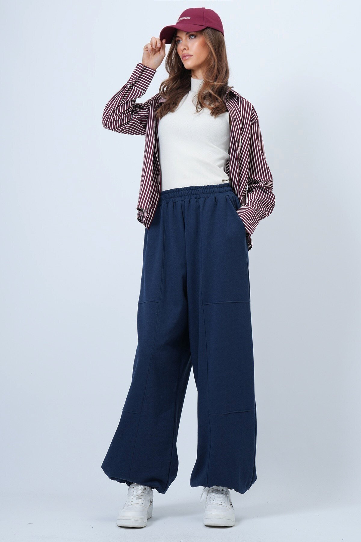 Çift Cepli Dikiş Detaylı Jogger Pantolon