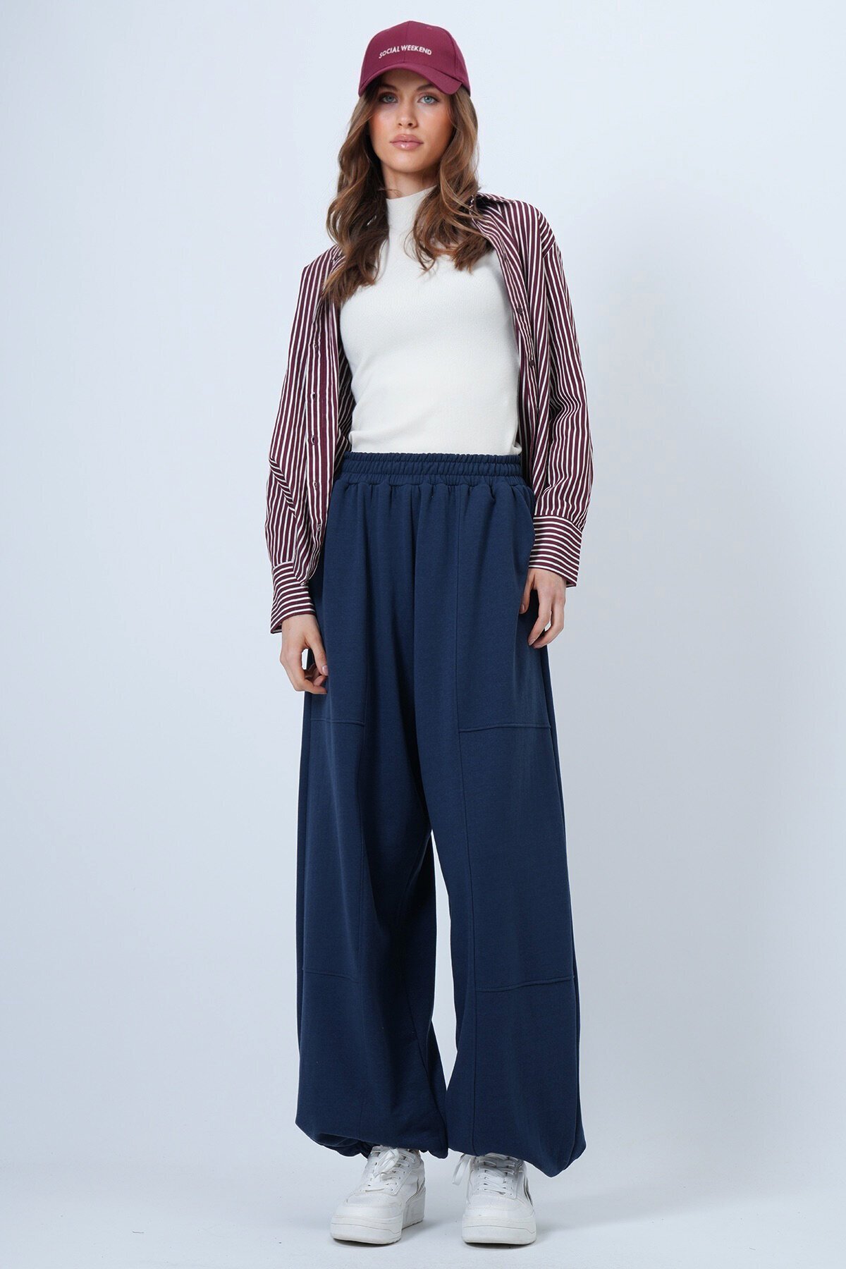 Çift Cepli Dikiş Detaylı Jogger Pantolon