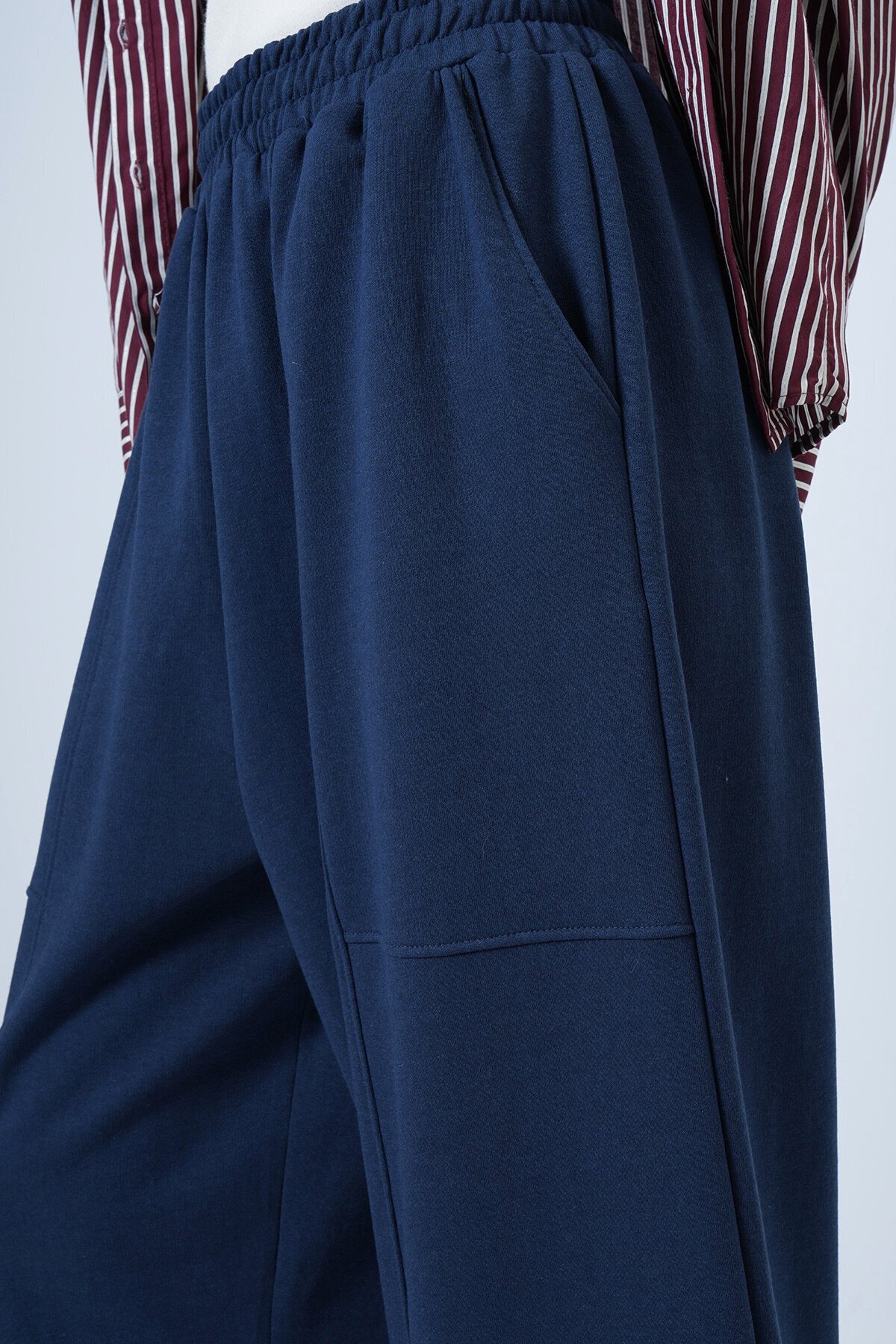 Çift Cepli Dikiş Detaylı Jogger Pantolon