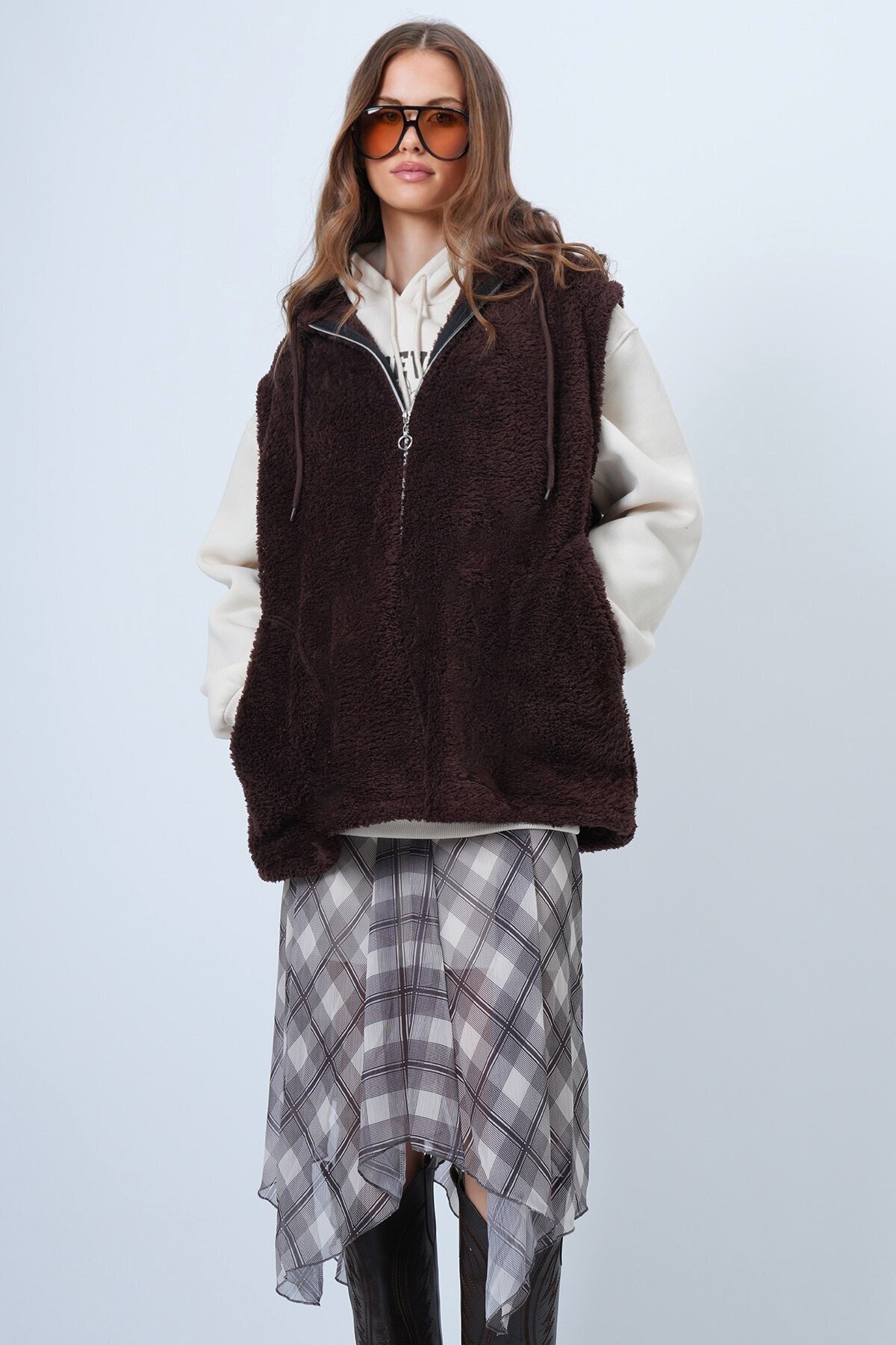 Çift Cepli Fermuar Kapamalı Peluş Yelek