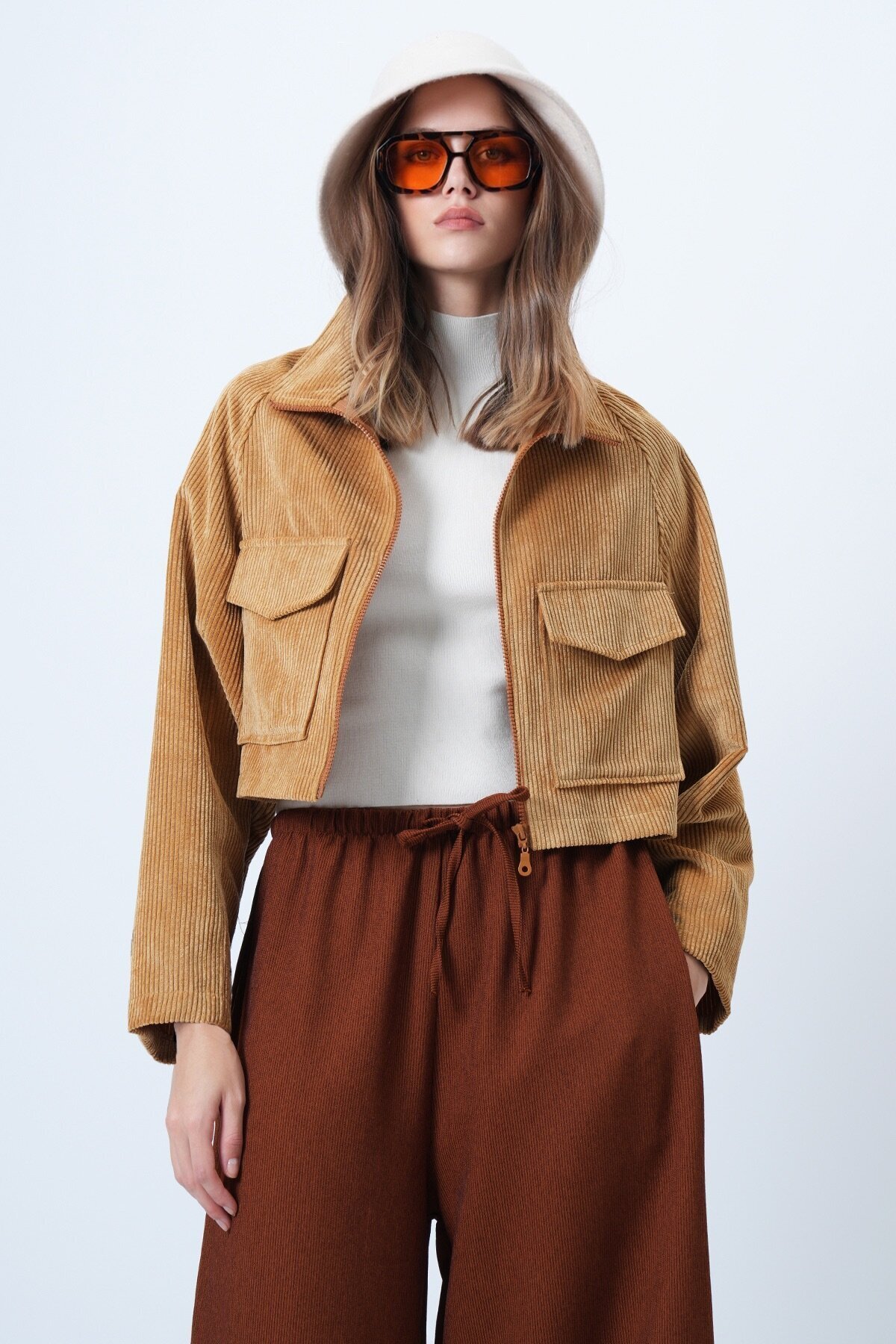 Çift Cepli Reglan Kol Kadife Ceket