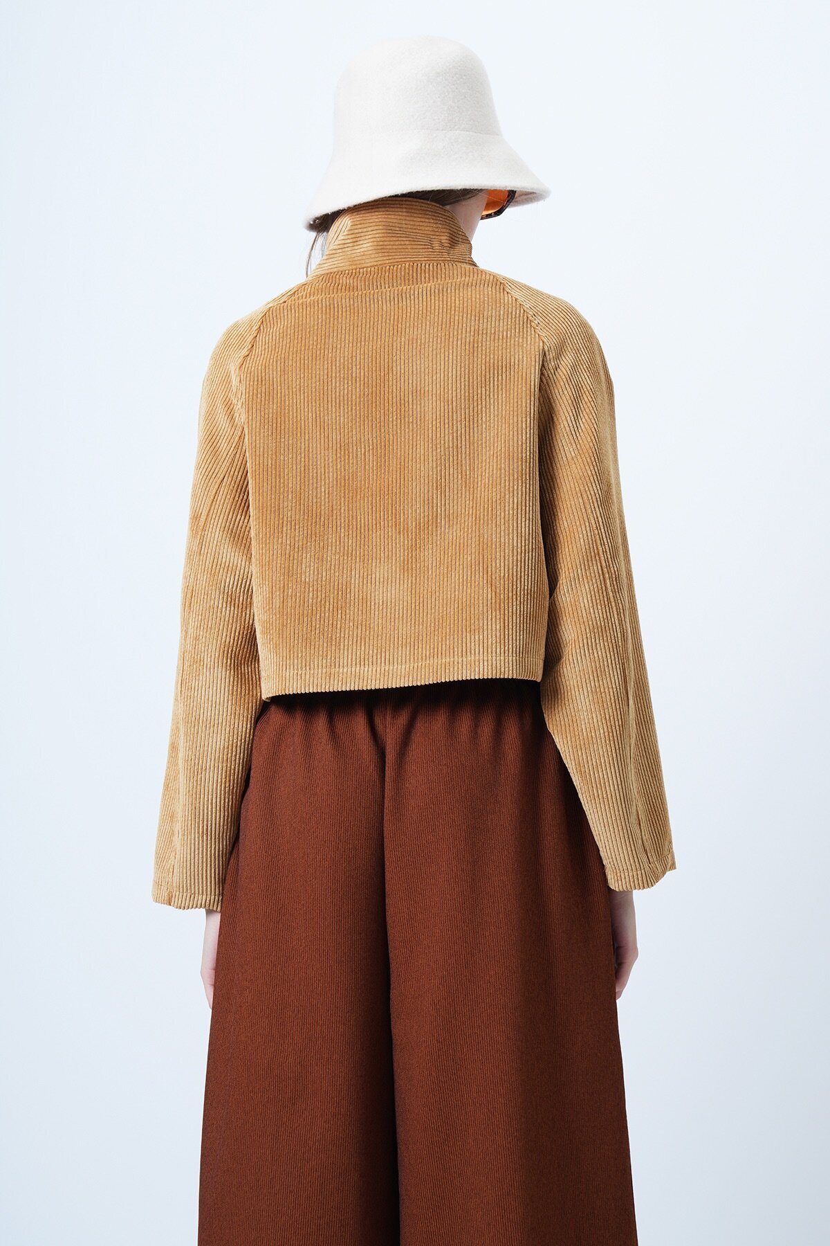 Çift Cepli Reglan Kol Kadife Ceket