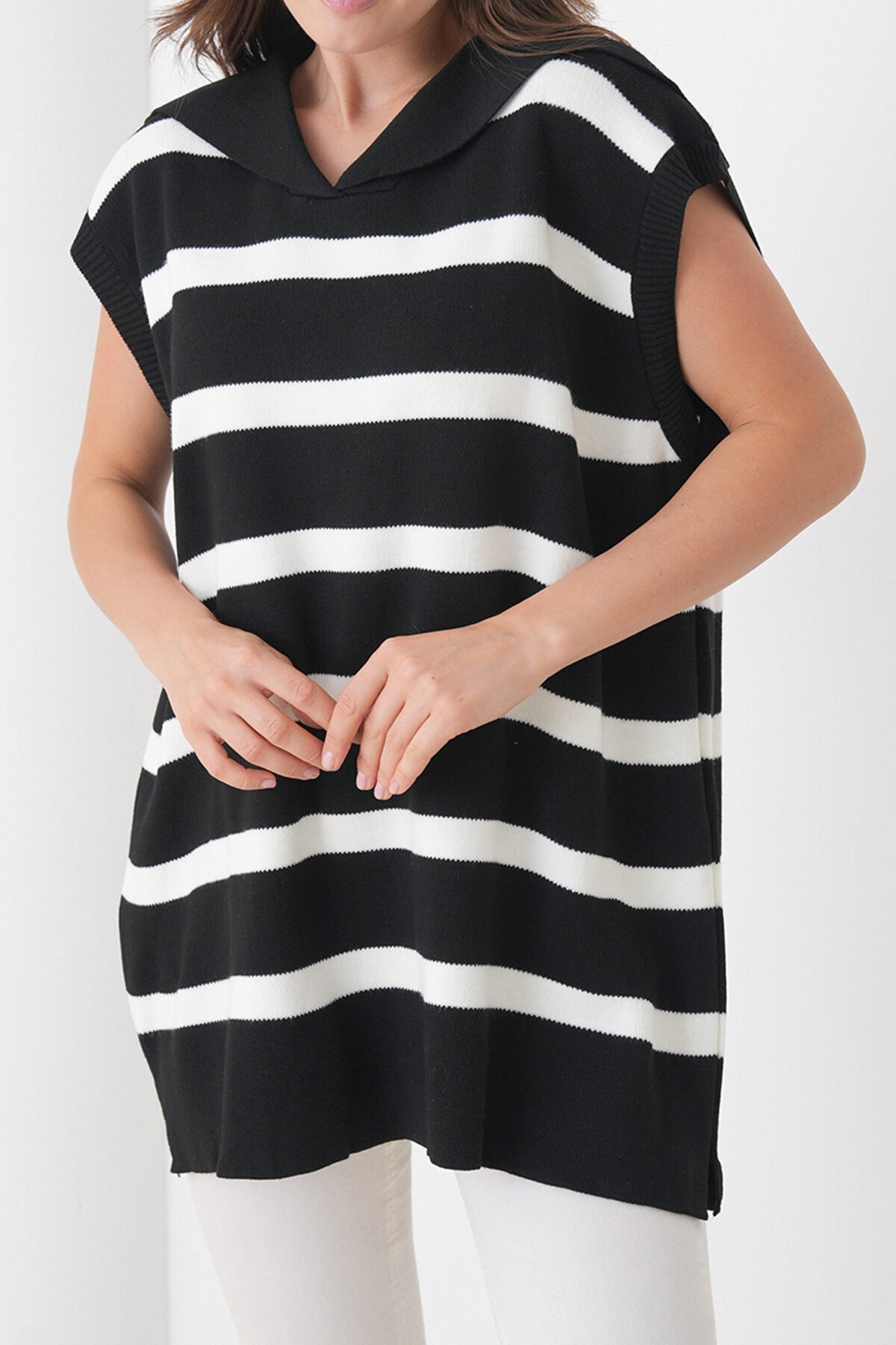 Çizgili Düşük Kol Polo Yaka Triko Süveter