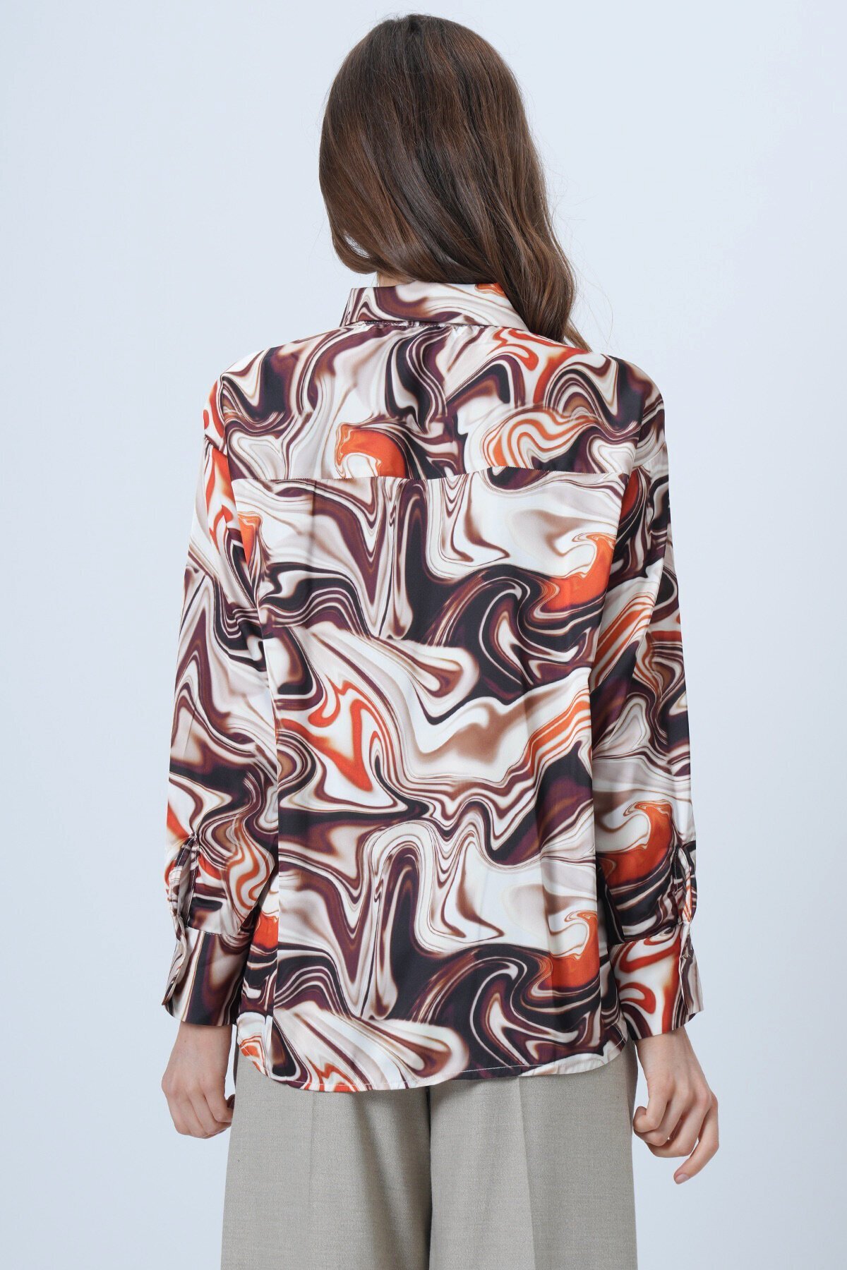 Desenli Saten Gömlek