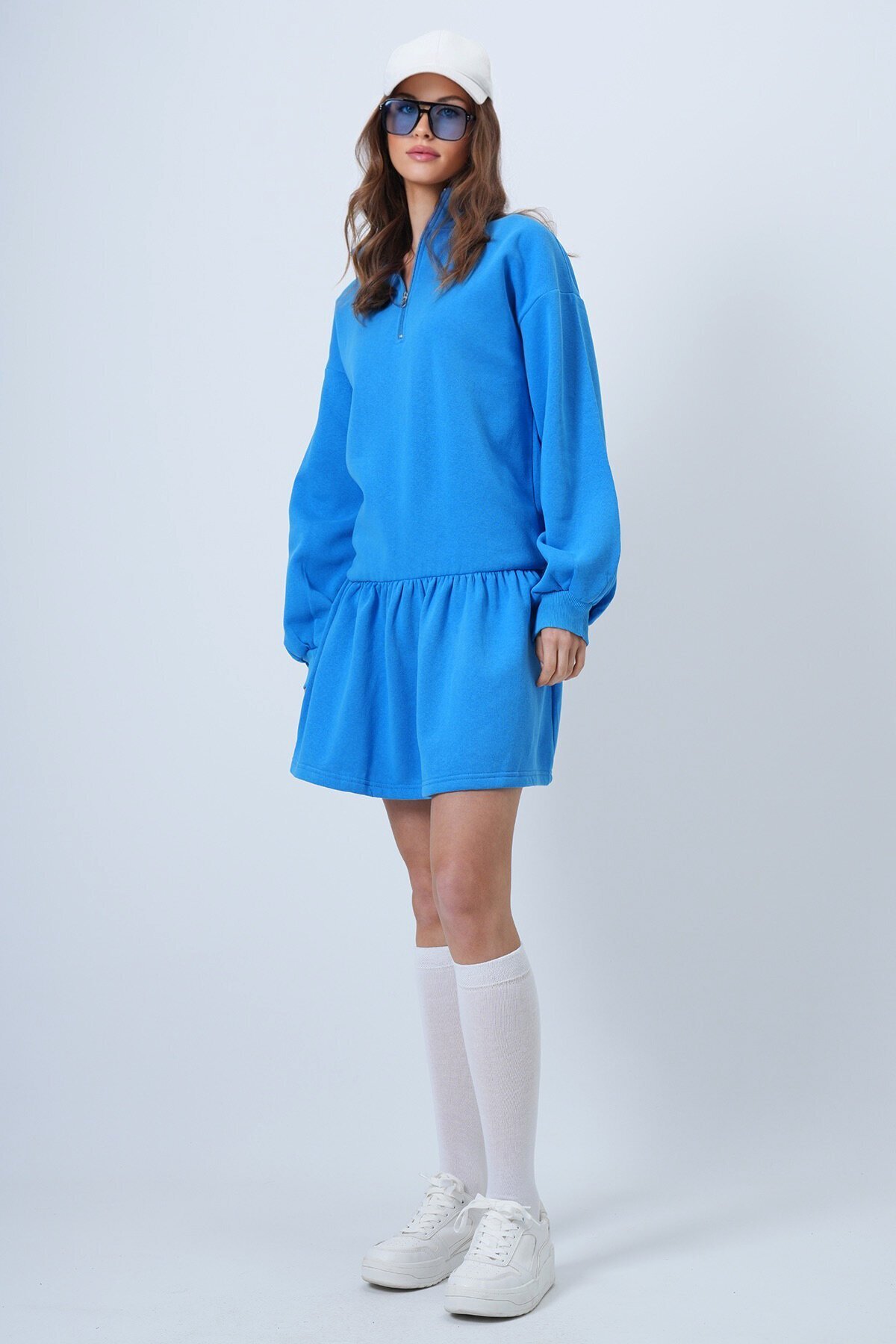 Dik Yaka Fermuarlı Sweat Elbise