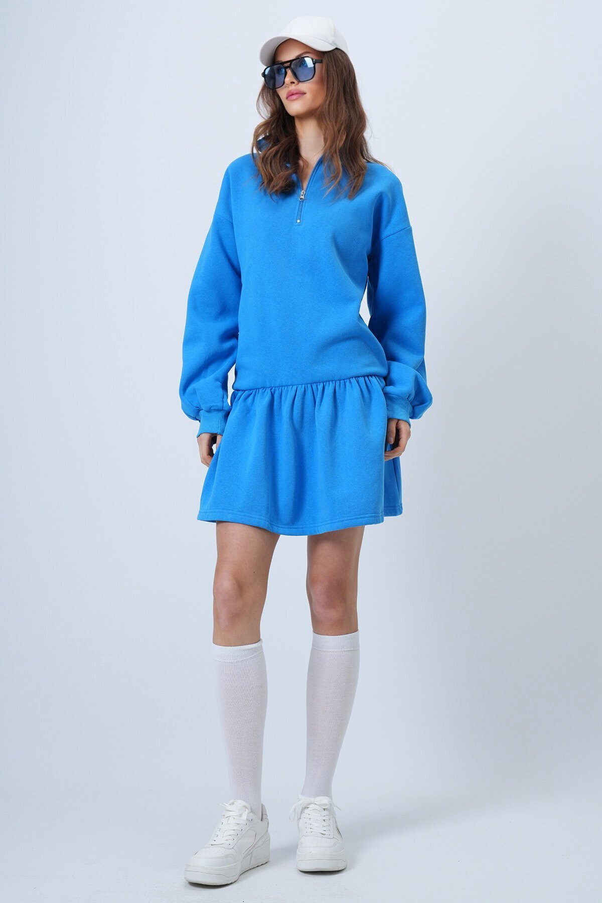 Dik Yaka Fermuarlı Sweat Elbise