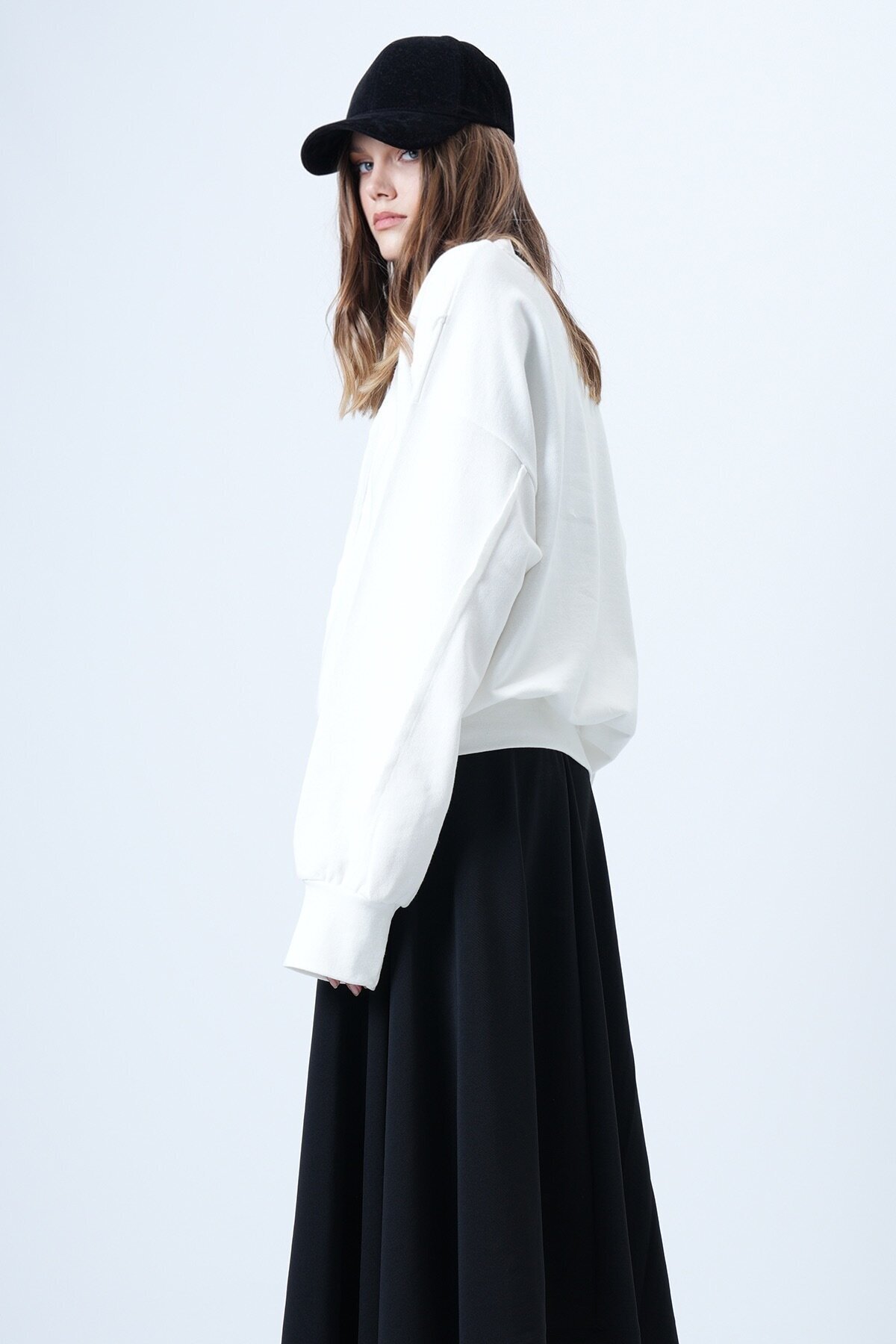 Dikiş Detaylı Oversize Tasarım Sweatshırt