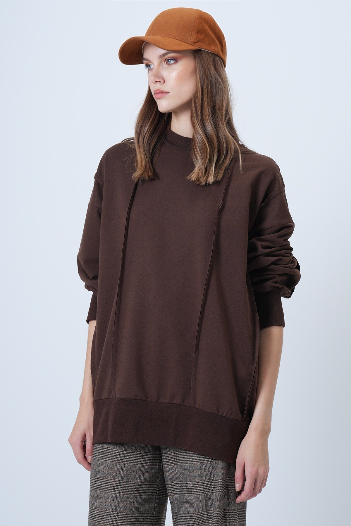 Dikiş Detaylı Oversize Tasarım Sweatshırt