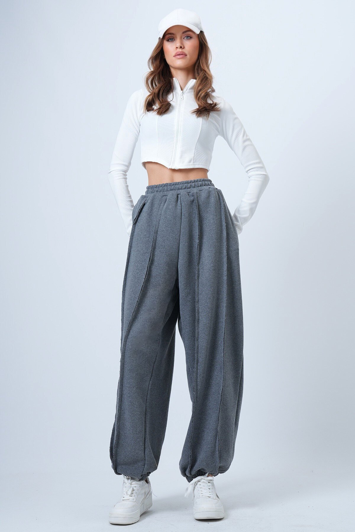 Dikiş Detaylı Paçası Lastikli Jogger Pantolon