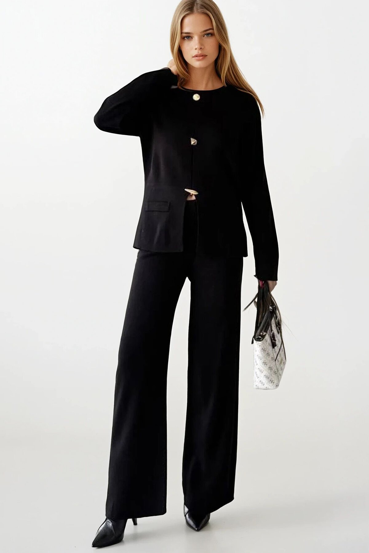 Düğme Detaylı Uzun Kollu Fit Bluz Ve Yüksek Bel Pantolon Triko Takım