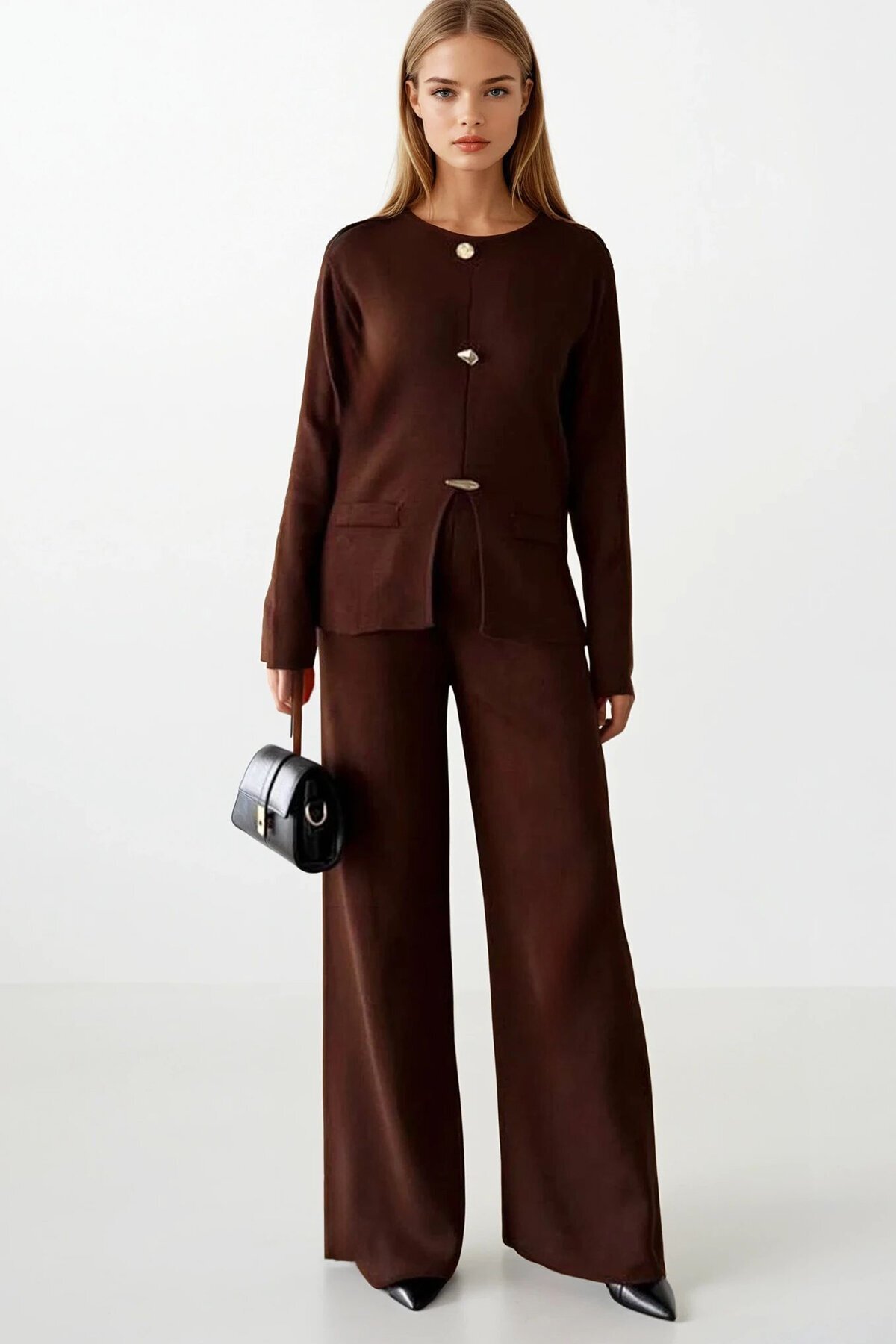 Düğme Detaylı Uzun Kollu Fit Bluz Ve Yüksek Bel Pantolon Triko Takım