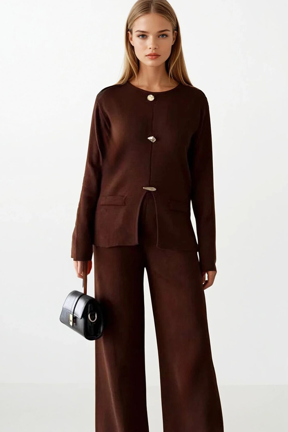 Düğme Detaylı Uzun Kollu Fit Bluz Ve Yüksek Bel Pantolon Triko Takım