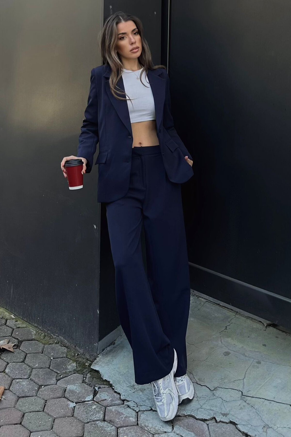 Düğme Kapamalı Vatkalı Cep Görünümlü Astarlı Blazer Ceket