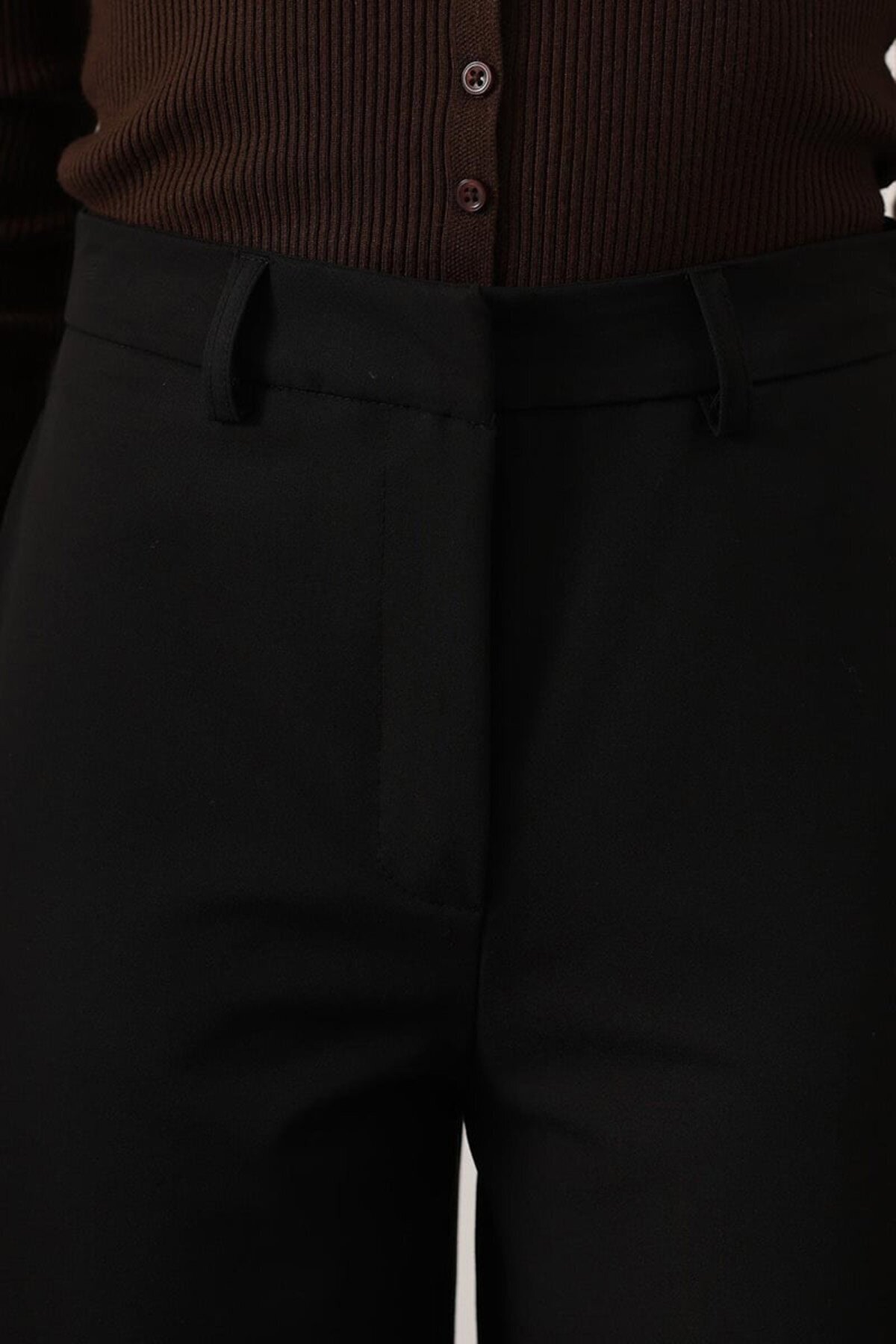 Düğme Kapamalı Çift Cepli Palazzo Pantolon