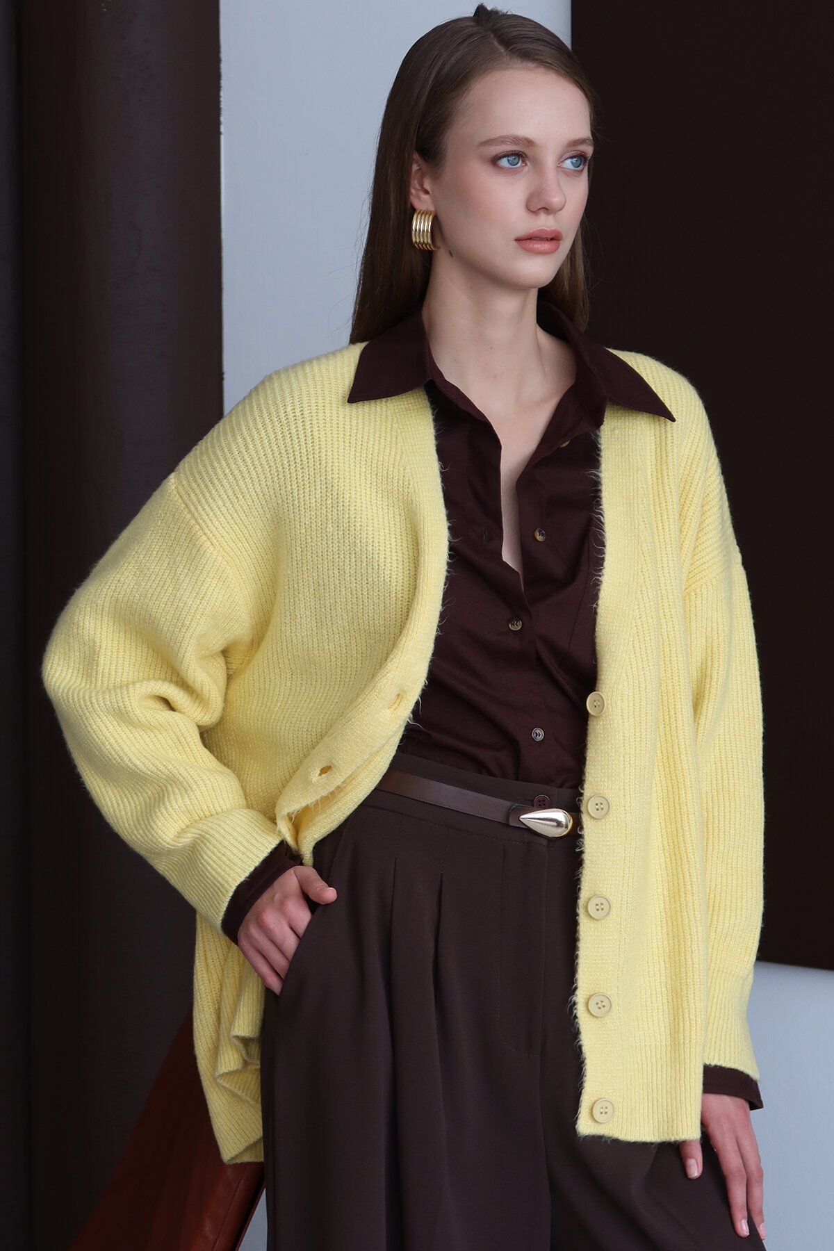 Düğme Kapamalı Fitilli Uzun Triko Hırka