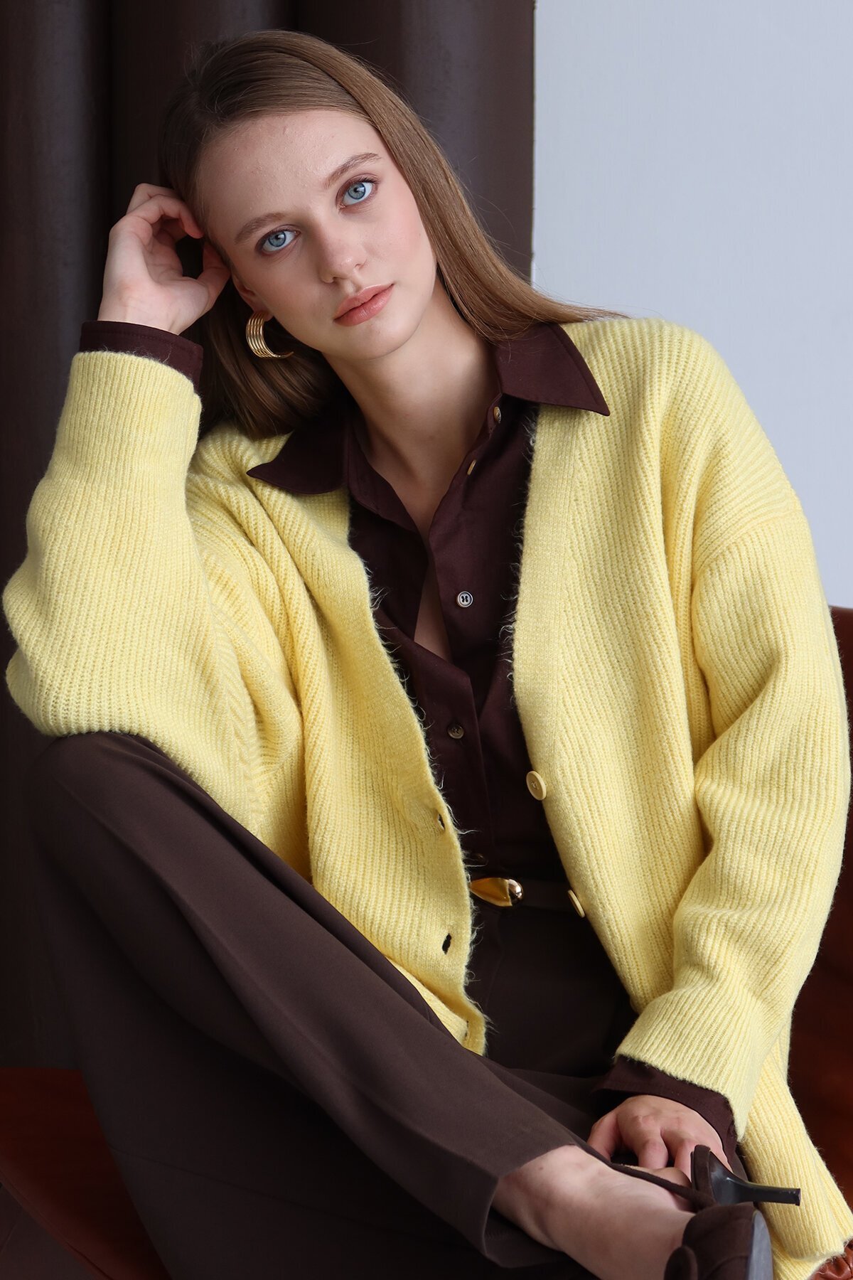 Düğme Kapamalı Fitilli Uzun Triko Hırka