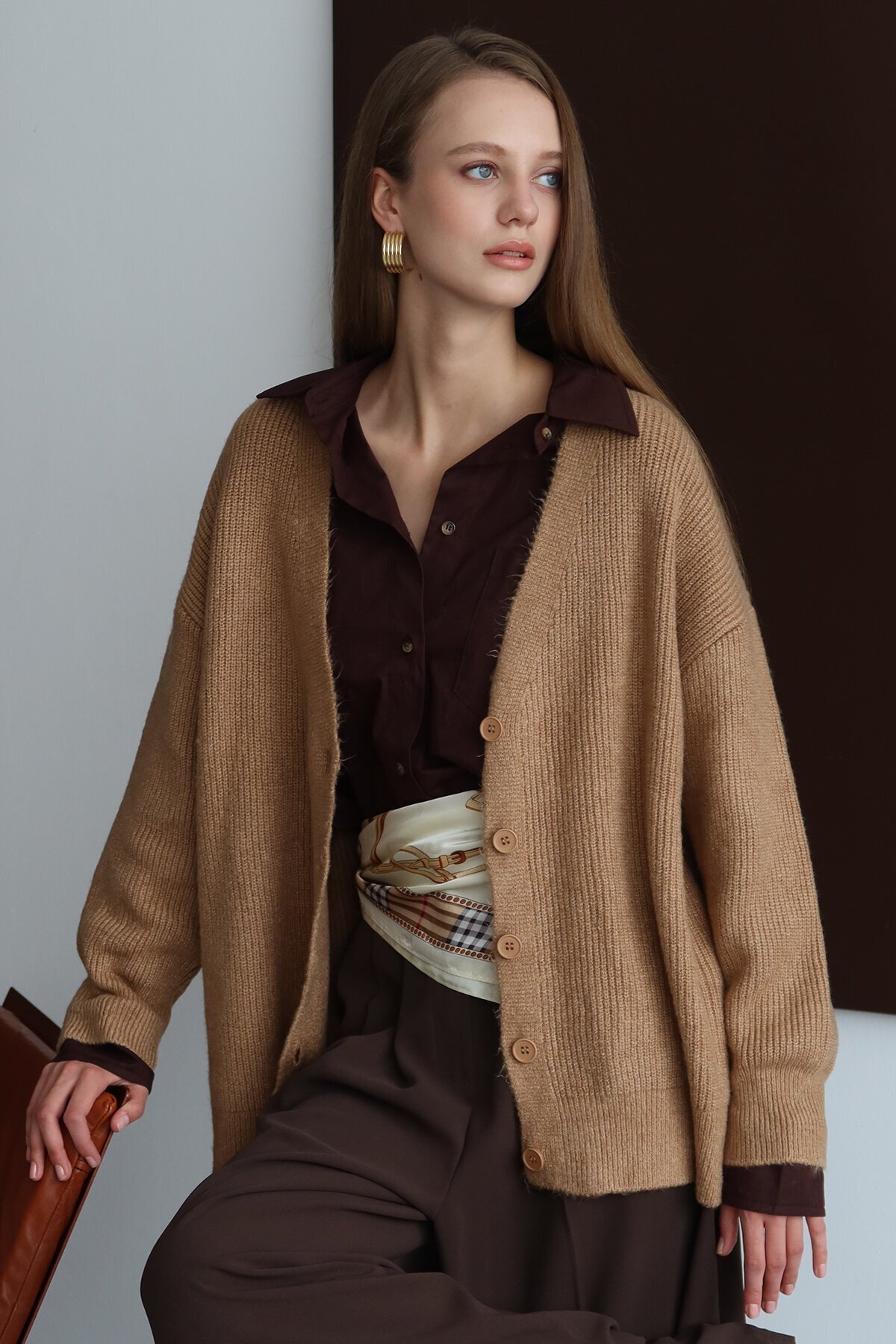 Düğme Kapamalı Fitilli Uzun Triko Hırka