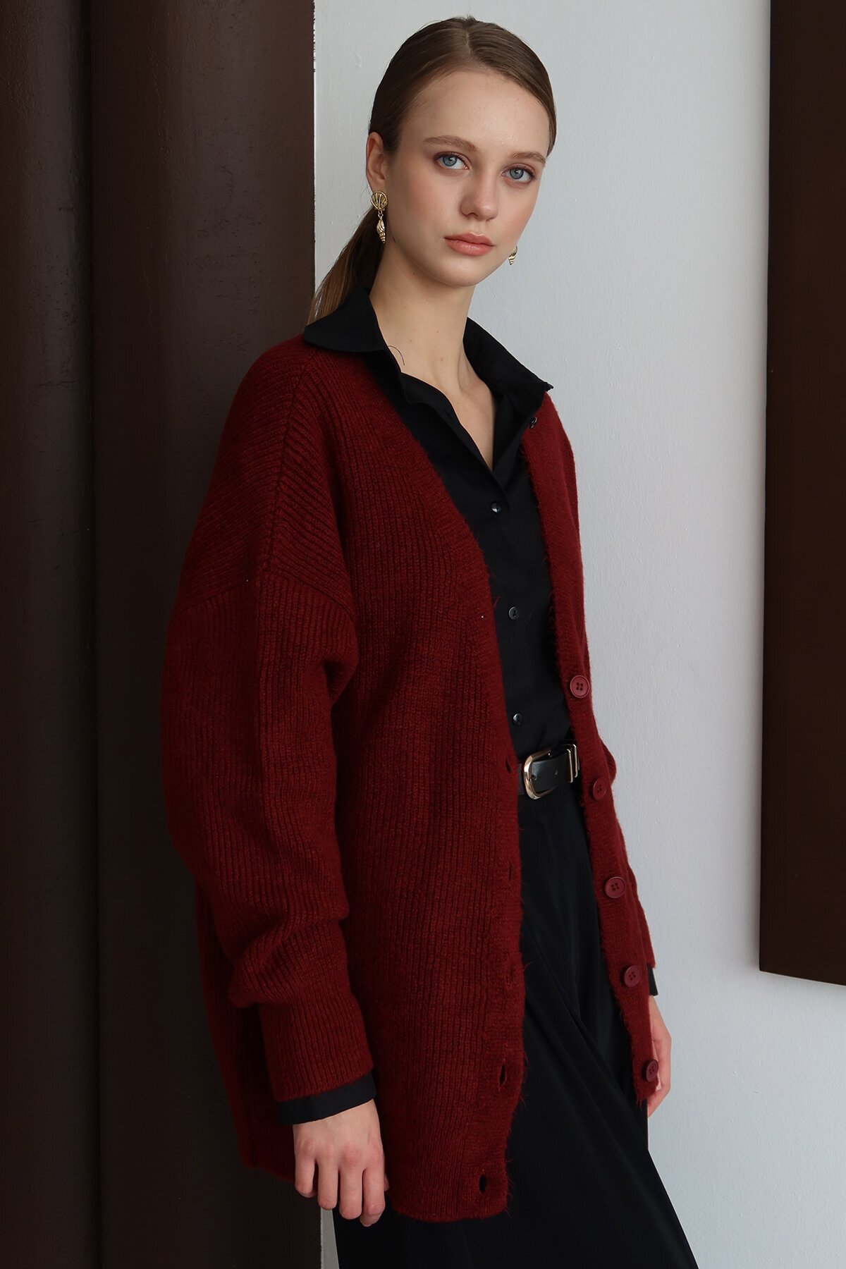 Düğme Kapamalı Fitilli Uzun Triko Hırka