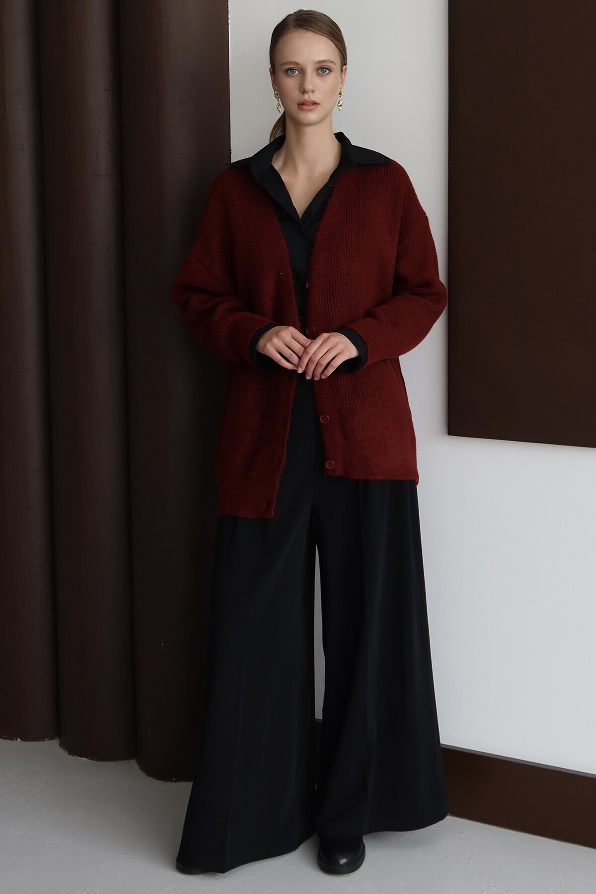 Düğme Kapamalı Fitilli Uzun Triko Hırka