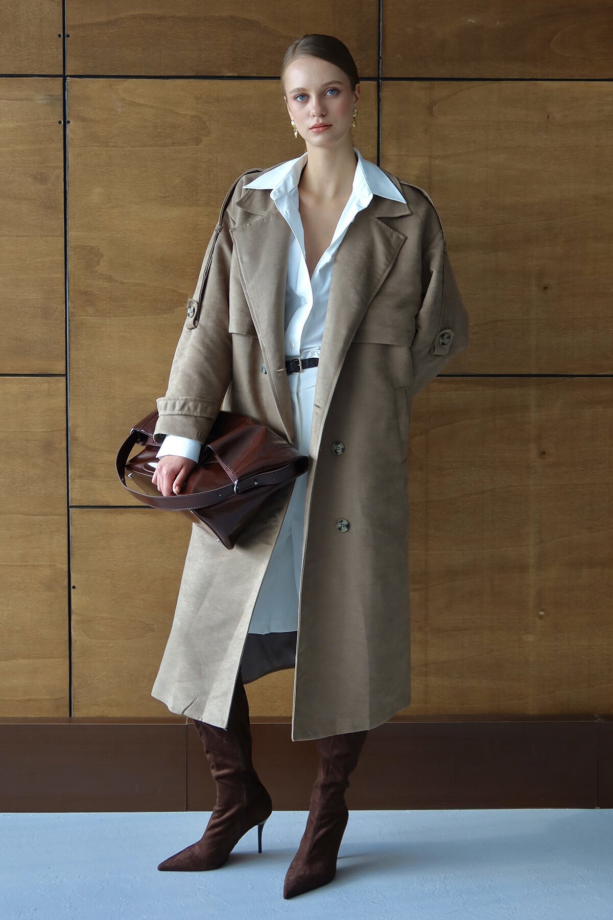 Düğme Kapamalı Kuşaklı Trençkot