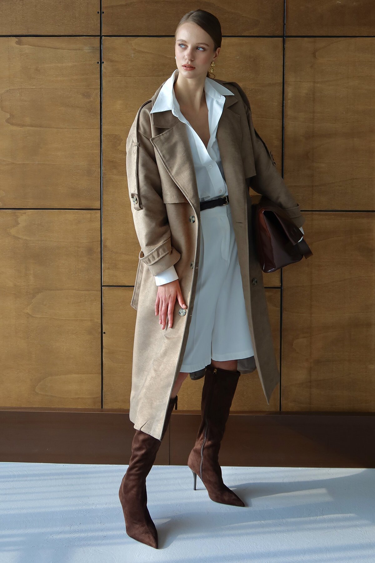 Düğme Kapamalı Kuşaklı Trençkot