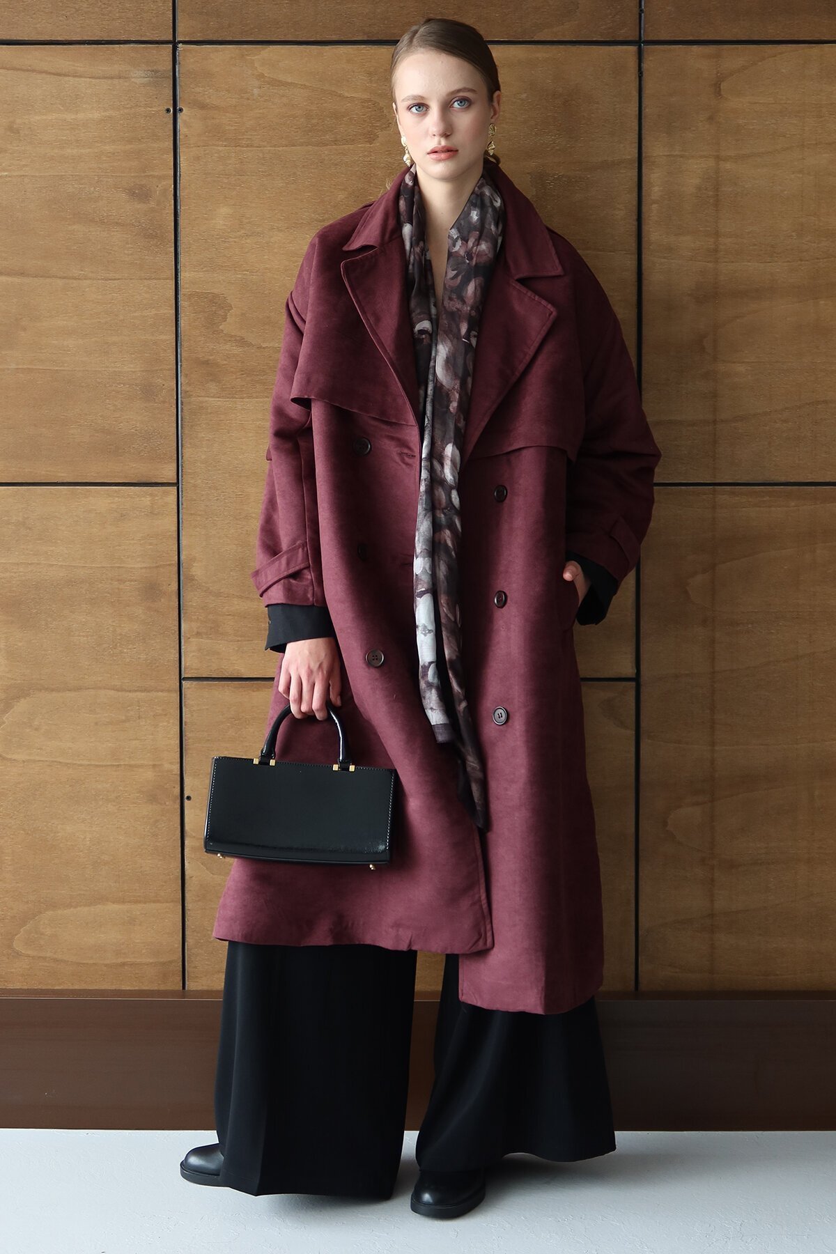 Düğme Kapamalı Kuşaklı Trençkot