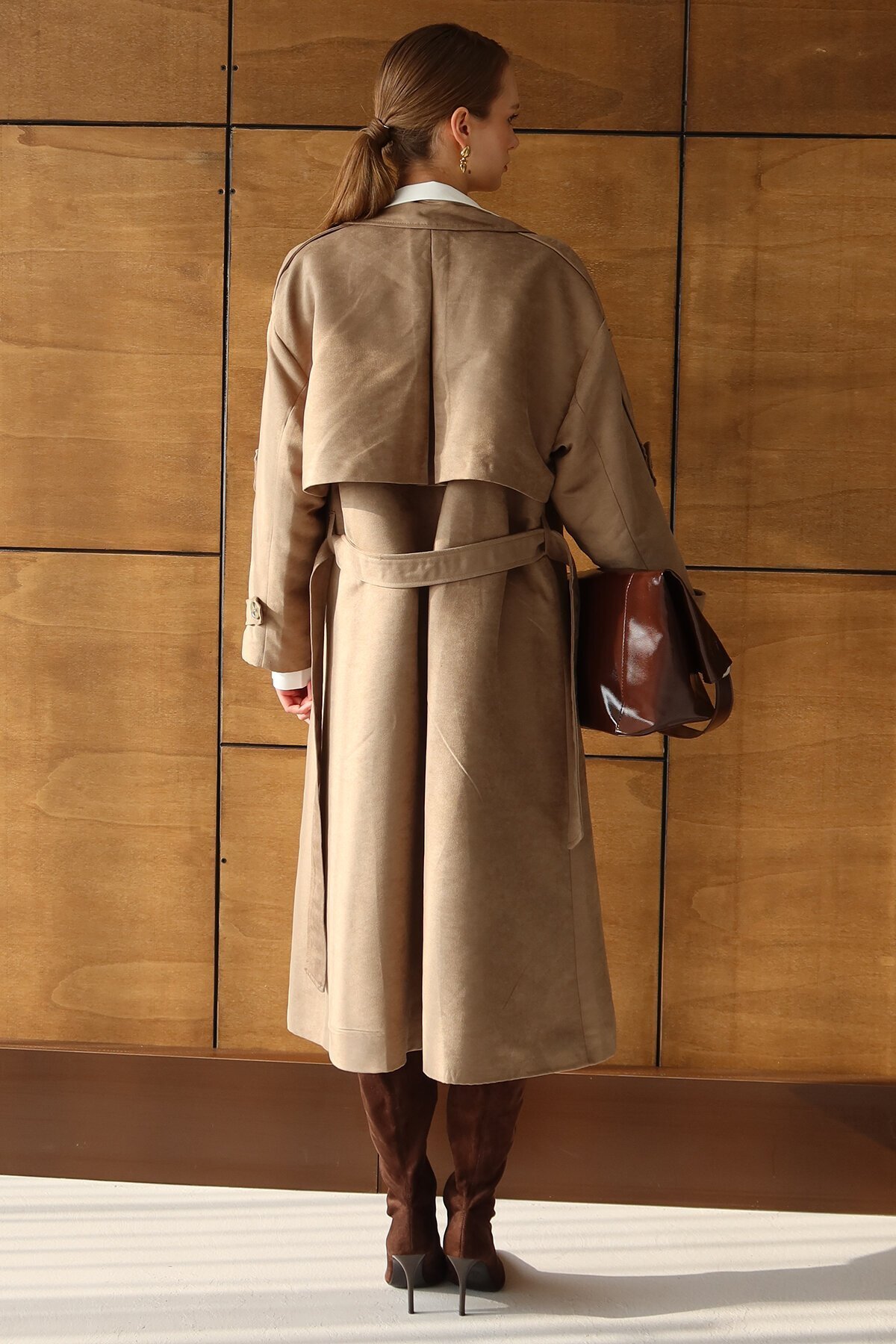 Düğme Kapamalı Kuşaklı Trençkot