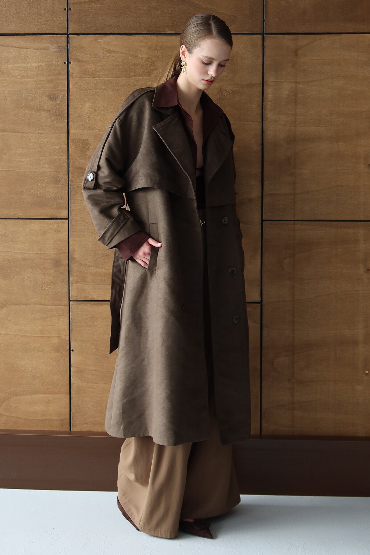 Düğme Kapamalı Kuşaklı Trençkot