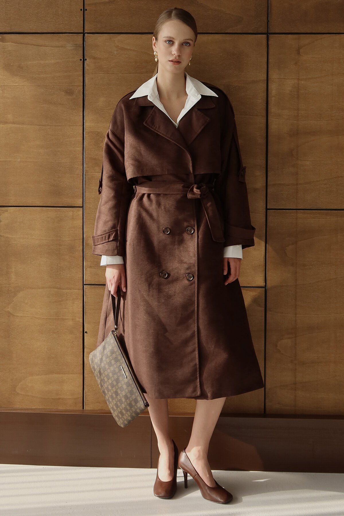 Düğme Kapamalı Kuşaklı Trençkot